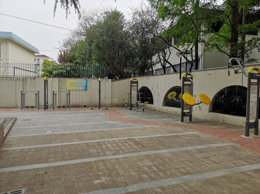 新涇八村市民益智健身點