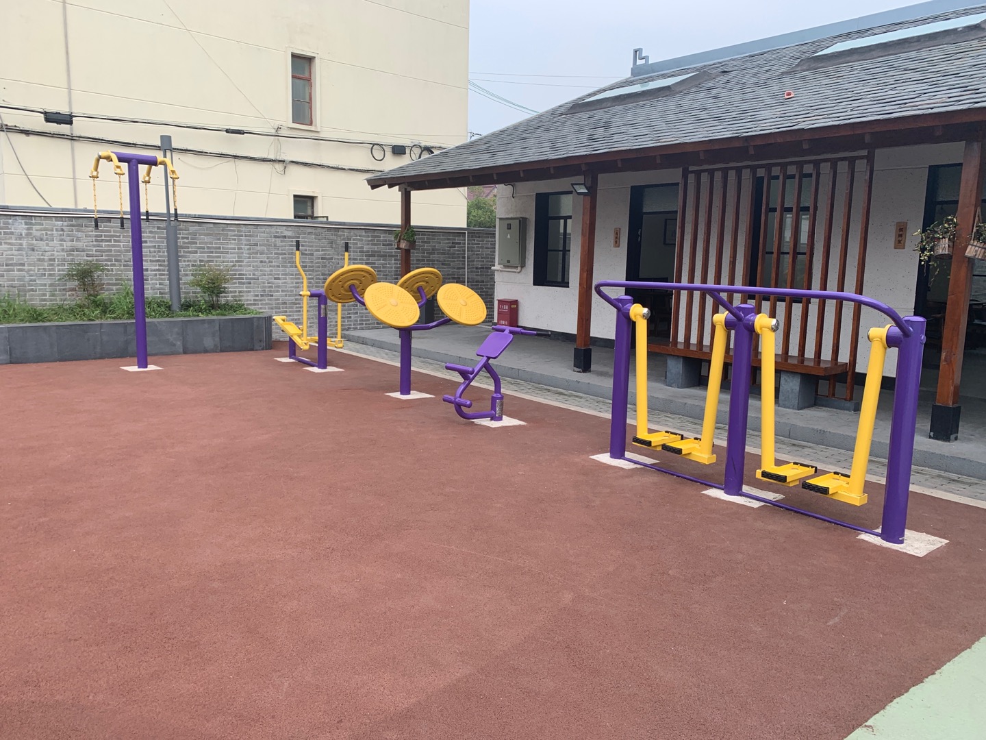 城東居委健身點