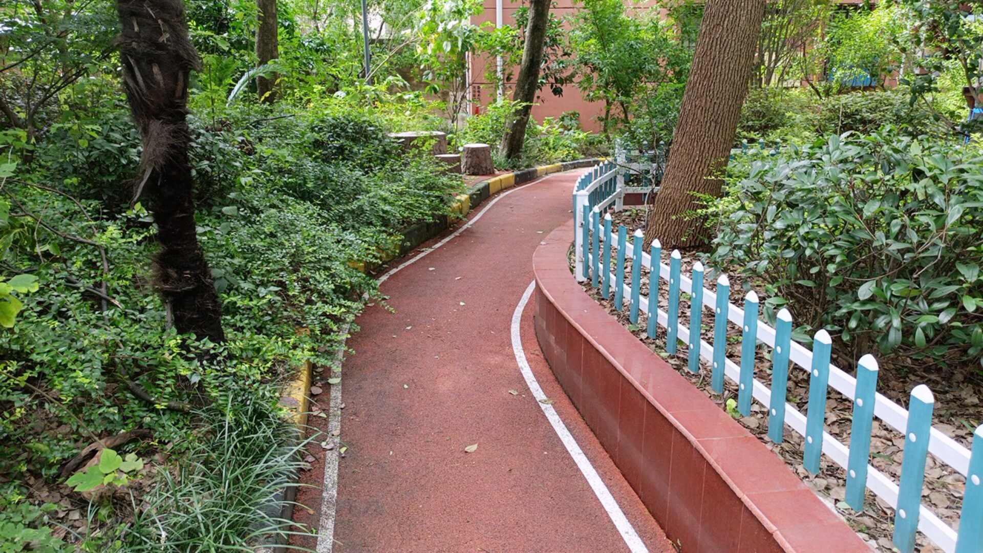 甘泉一村市民健身步道