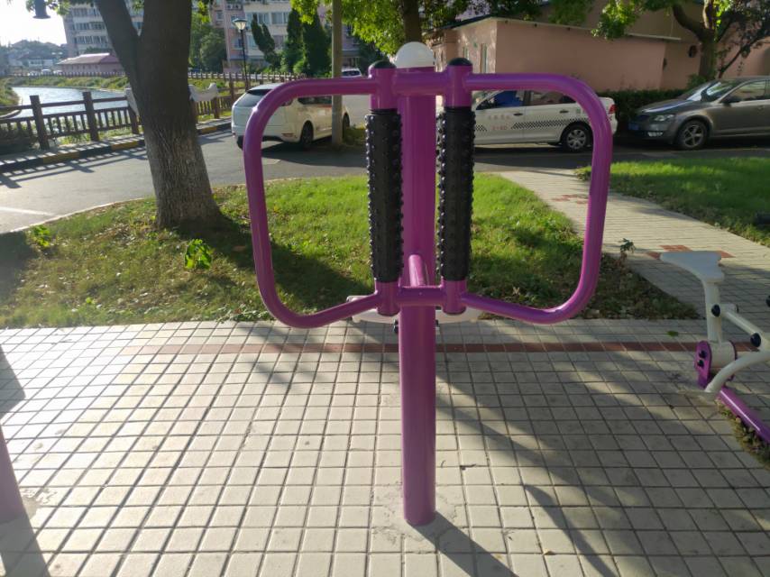 腰背按摩器 腰背按摩器