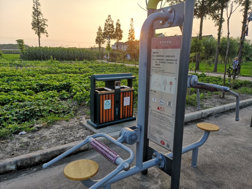 頸腰按摩器 頸腰按摩器