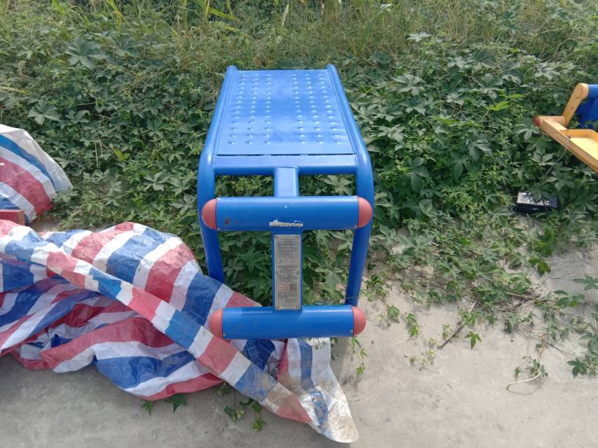 仰臥起坐板 仰臥起坐板