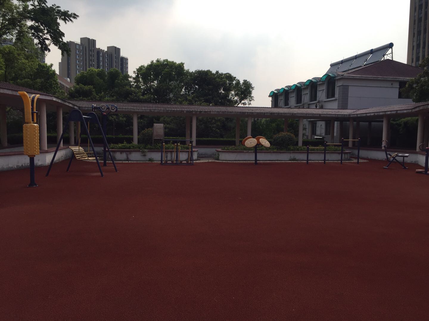 南翔福利院健身點