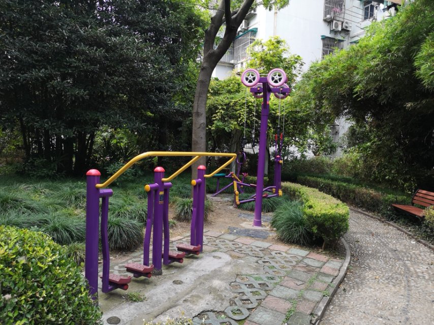 漾濱村健身點2*