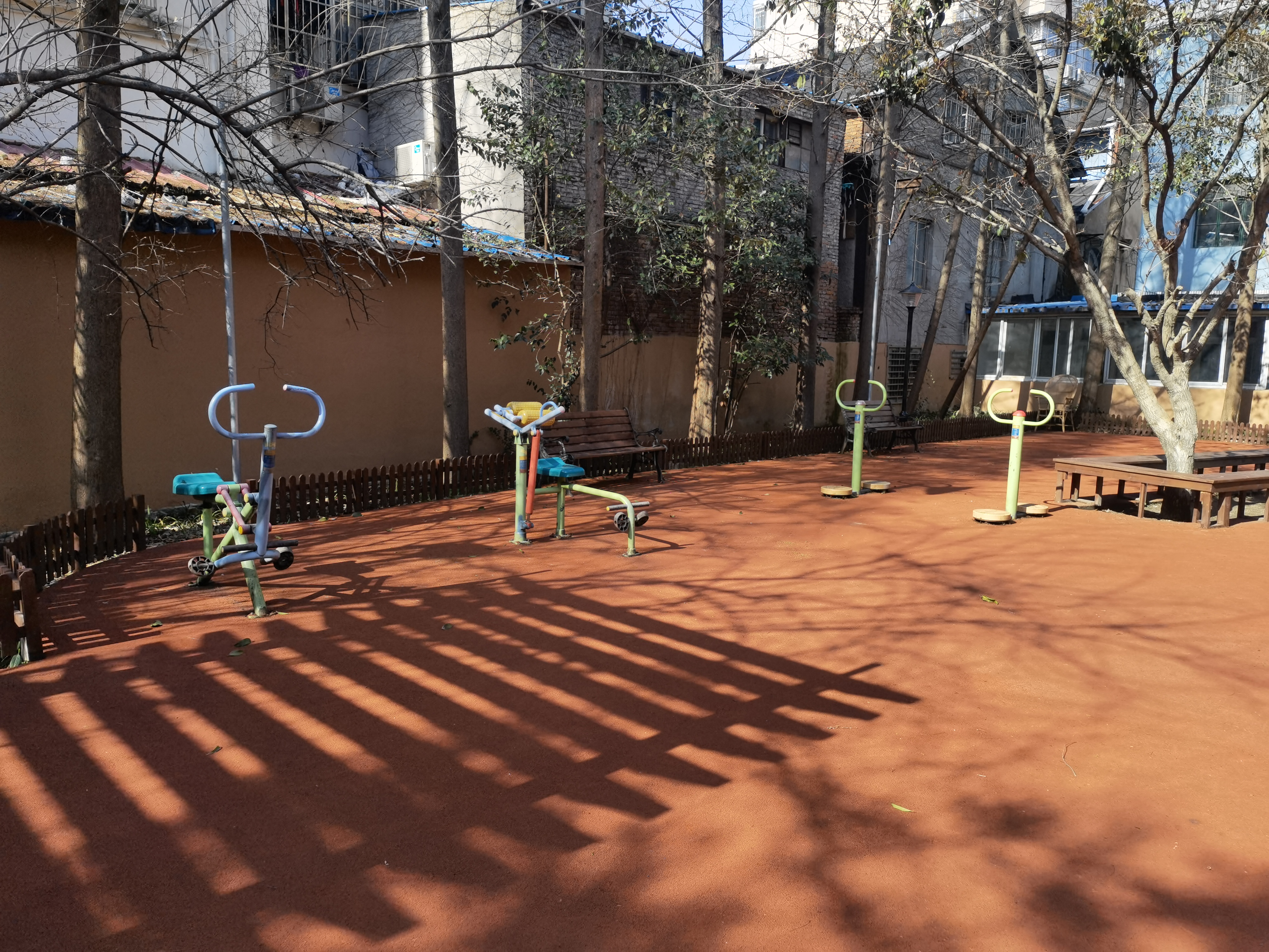 浣紗六村居委健身點B