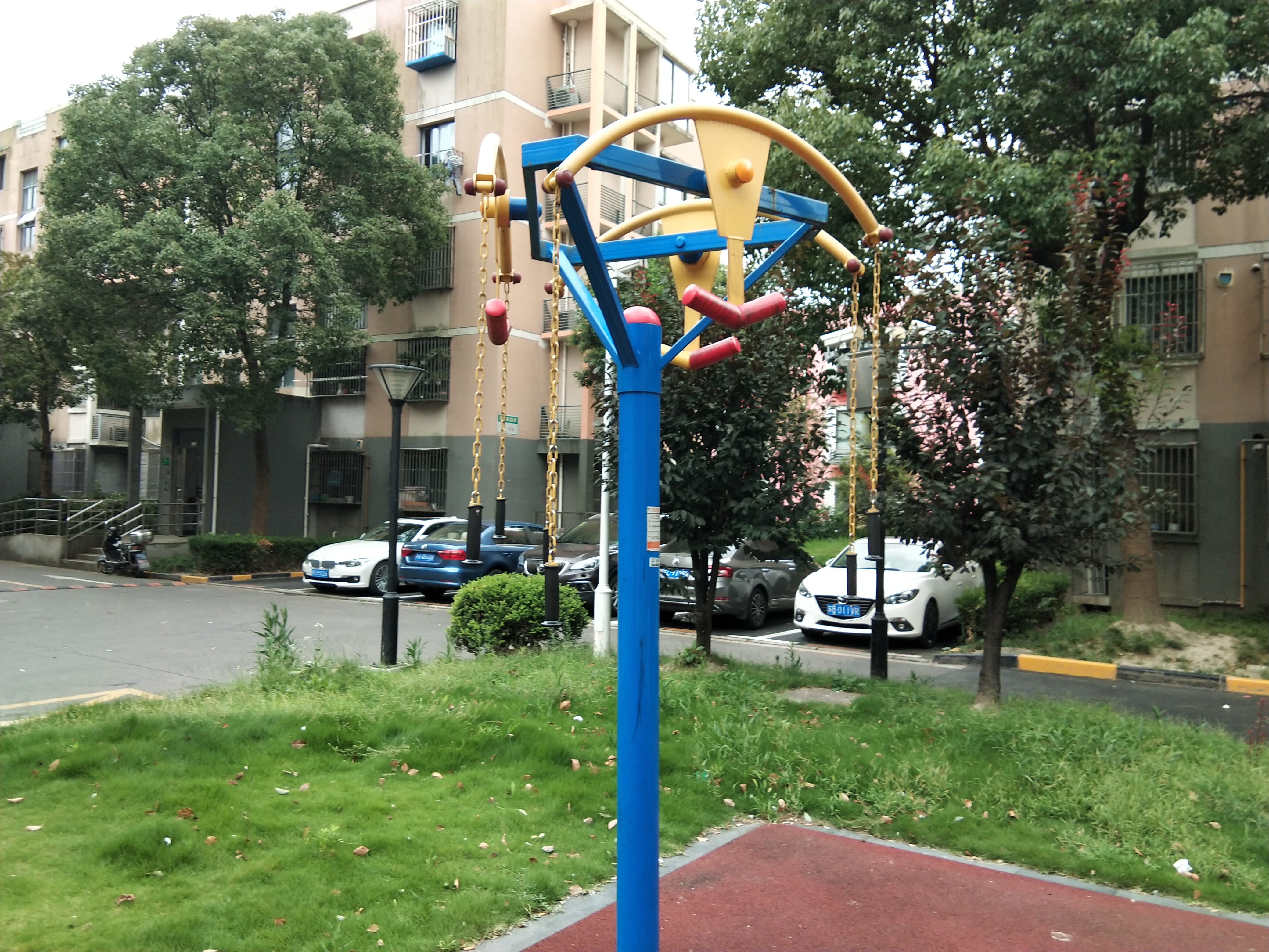 三人上肢牽引器