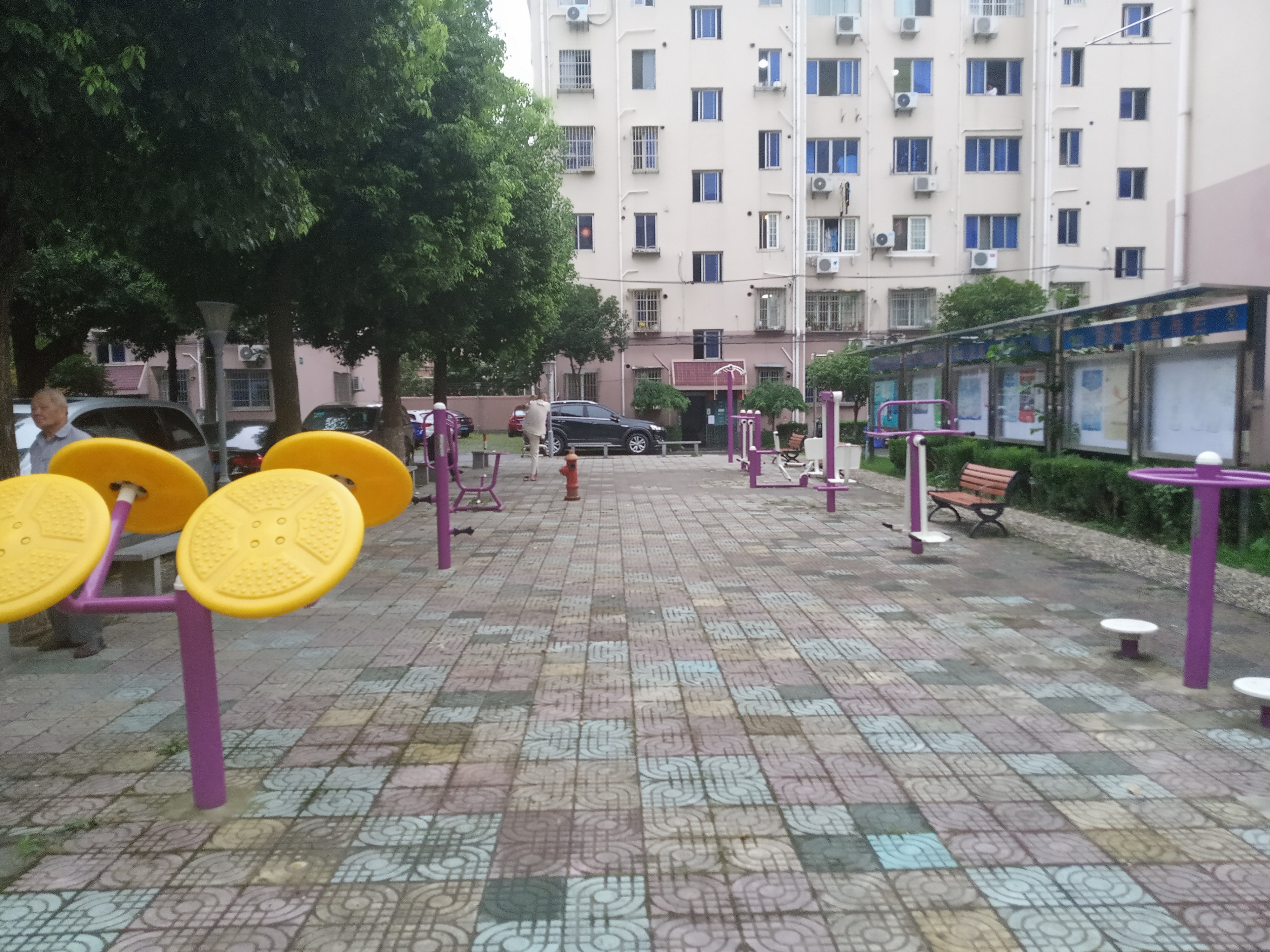 顓溪十村小區健身苑點