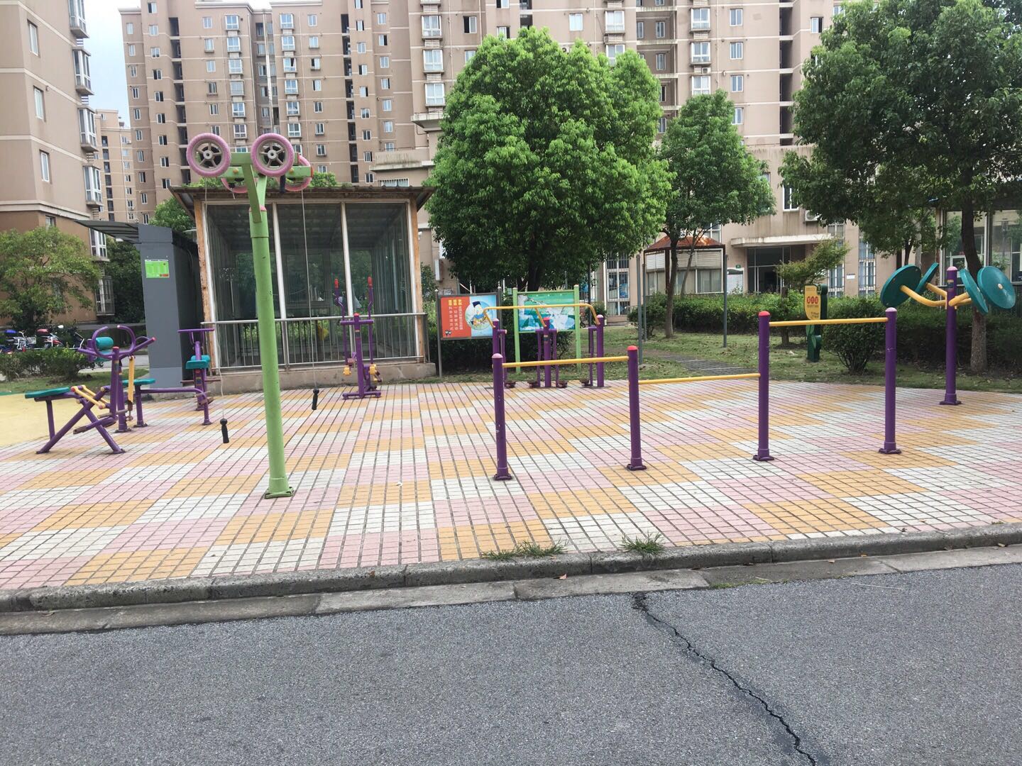 新月明珠園健身點