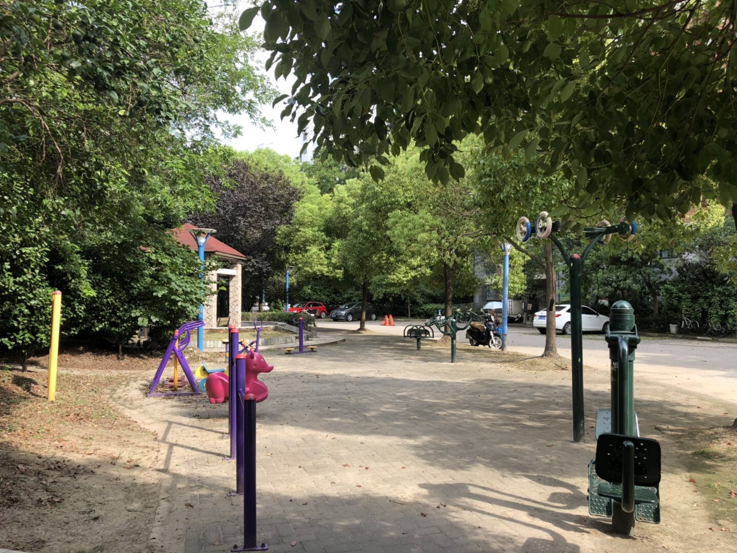 金萊社區(qū)1518弄健身點