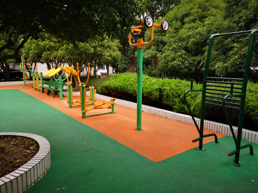 航華一村四居委健身苑點A