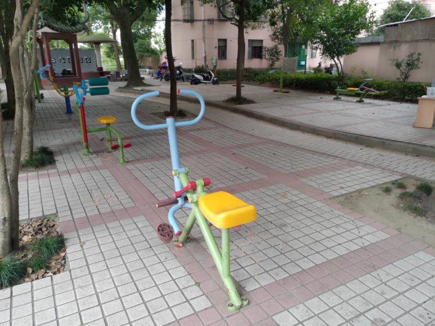 花園新村北小區健身點