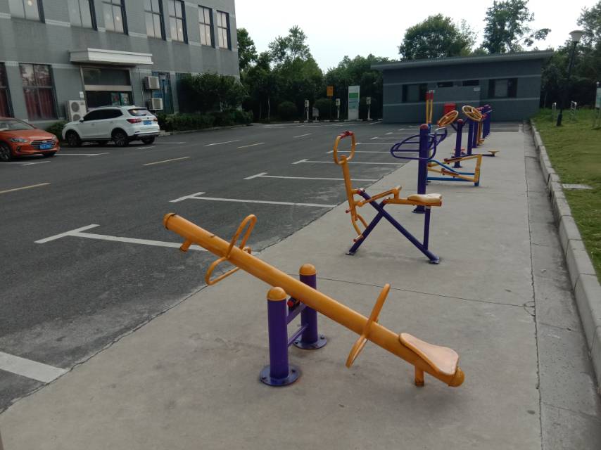 安新村活動室健身點