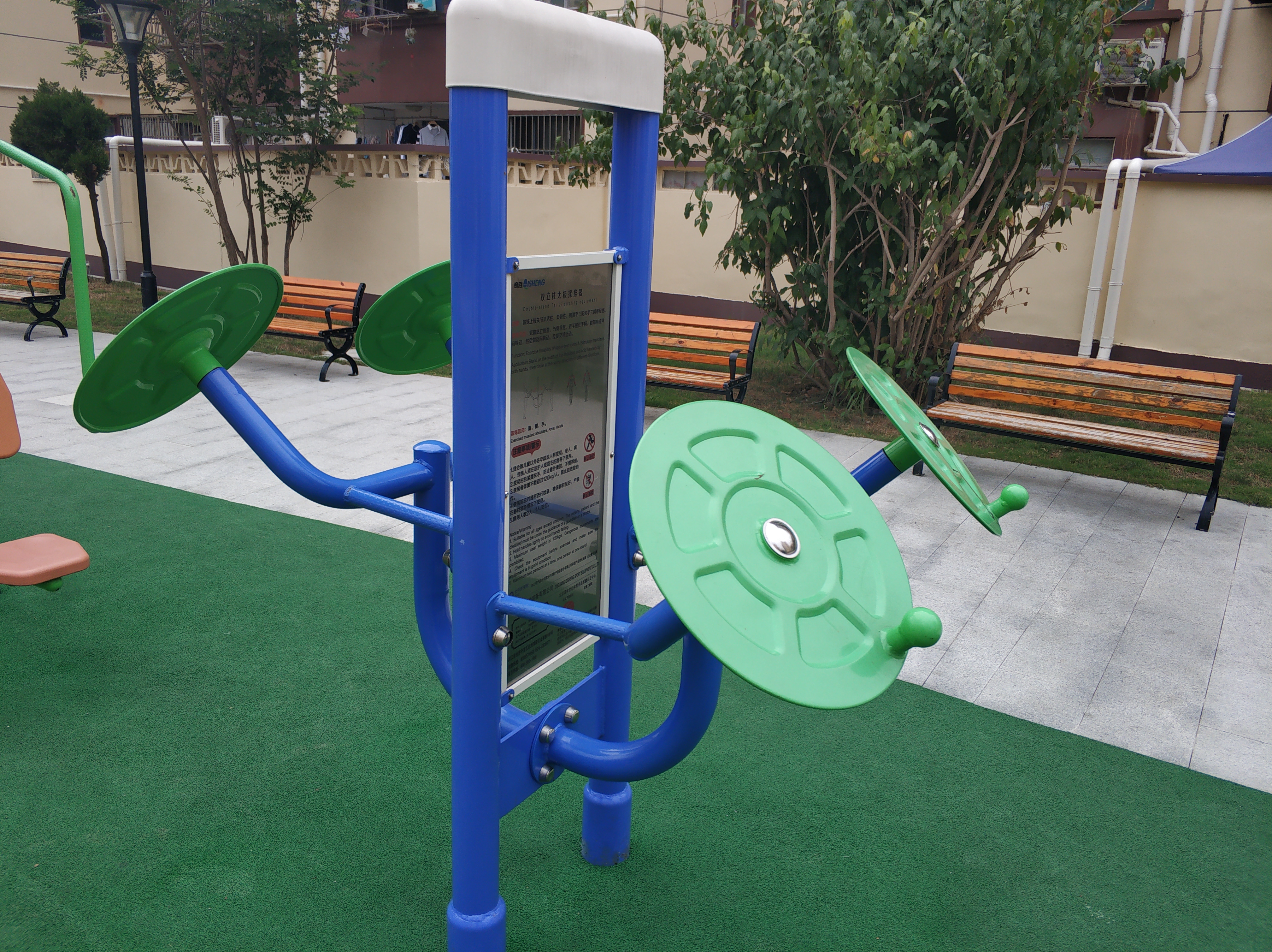 雙立柱太極揉推器 雙立柱太極揉推器