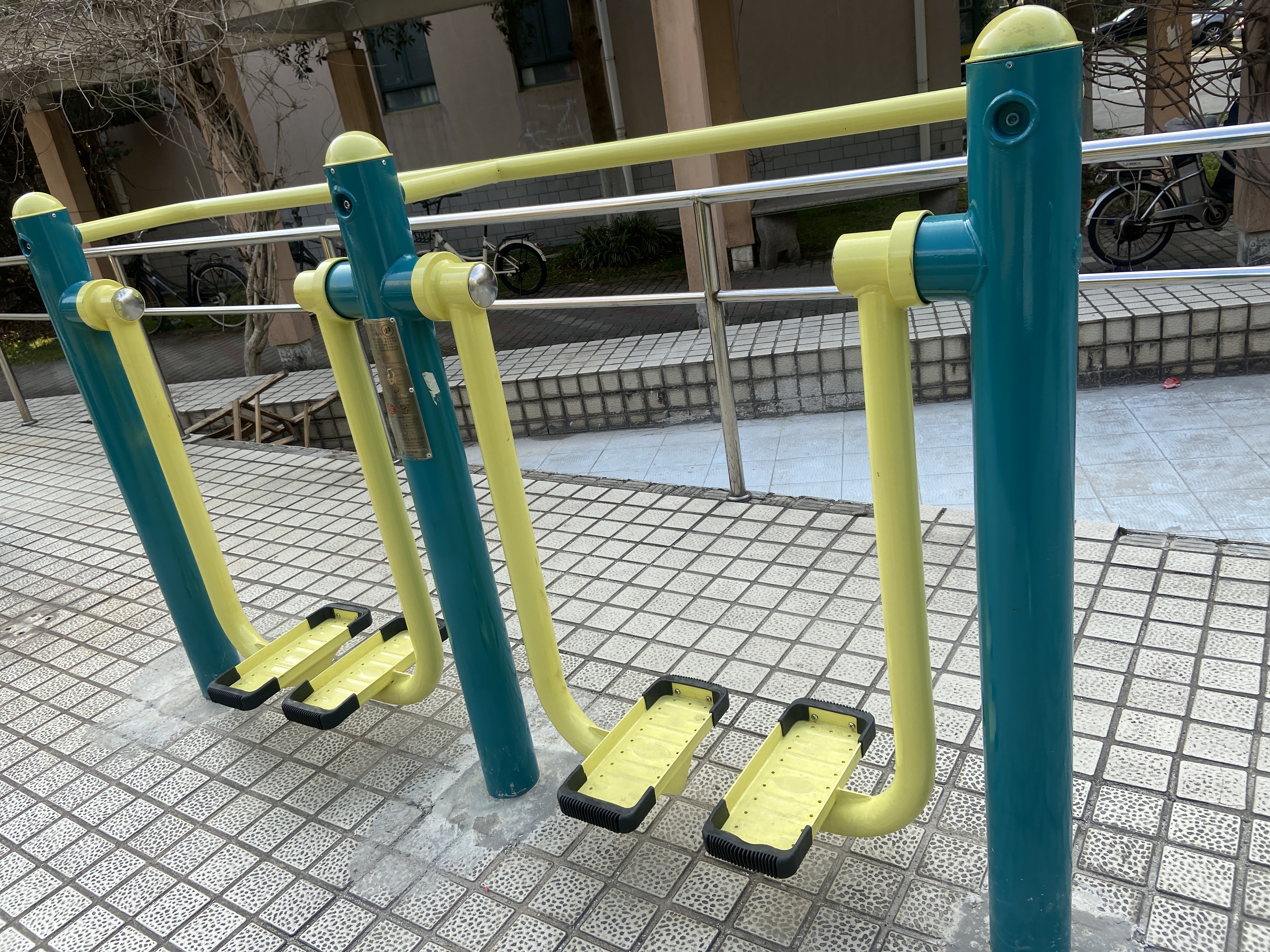 二位智能太空漫步機