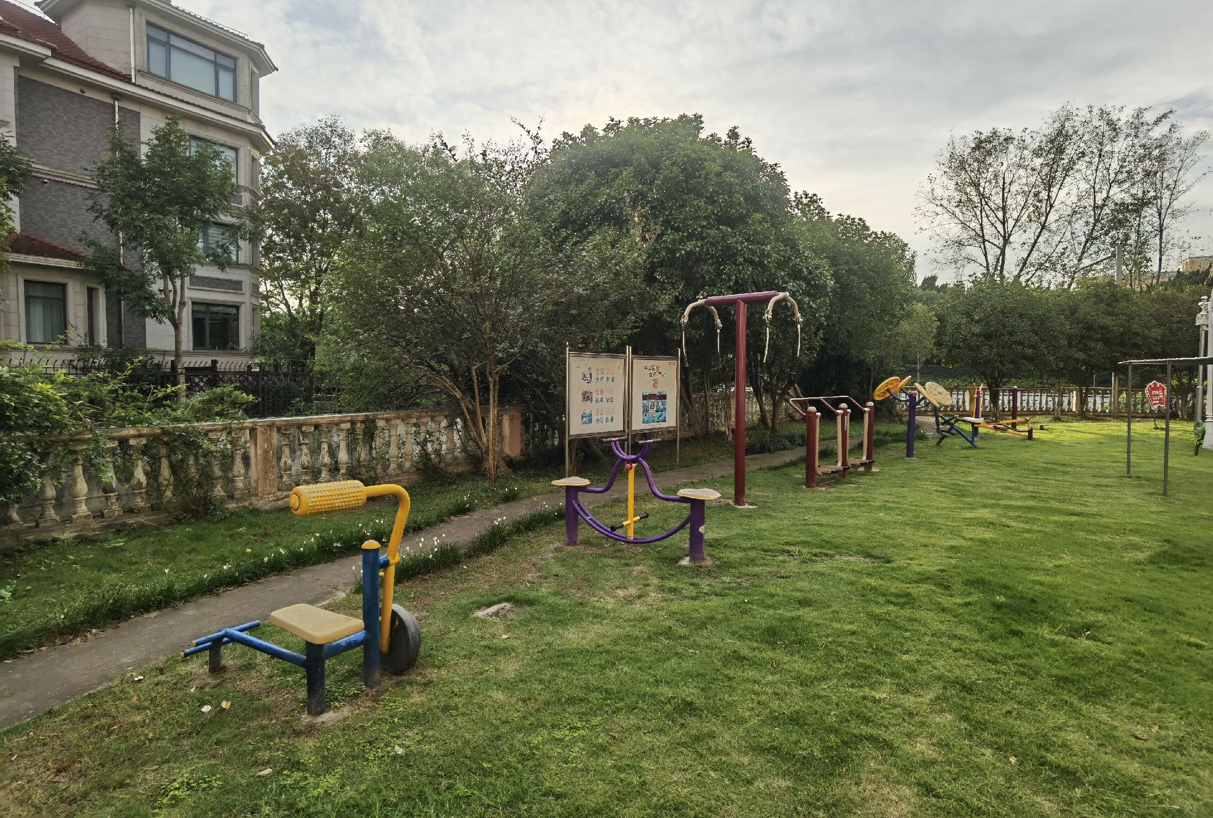 嘉樂花園健身點