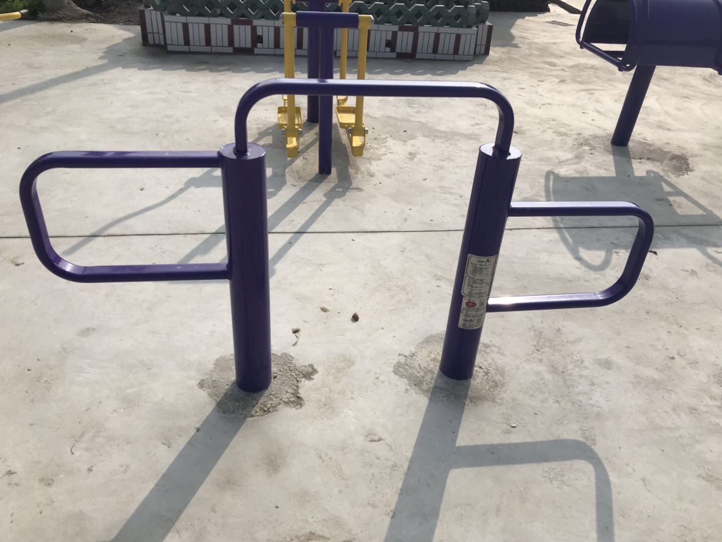 彈振壓腿器 彈振壓腿器