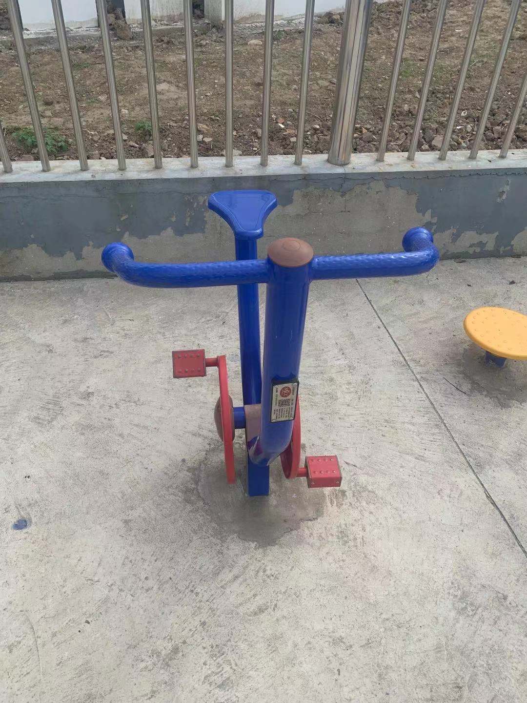 直立健身車(chē)