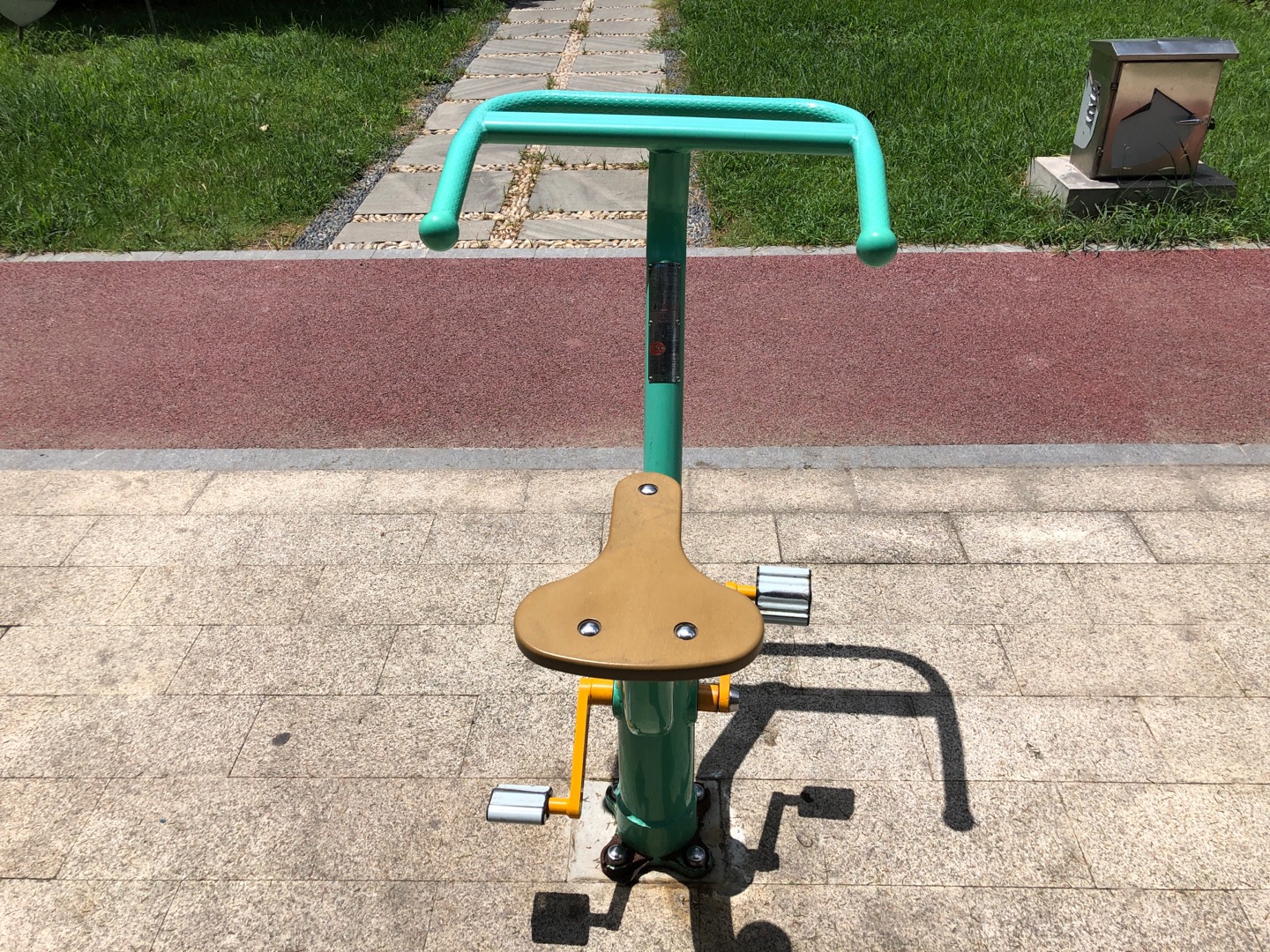 直立健身車 直立健身車