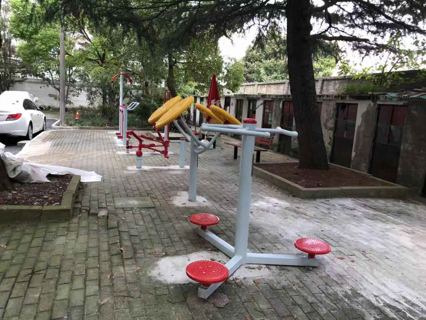 蓮安居委健身點