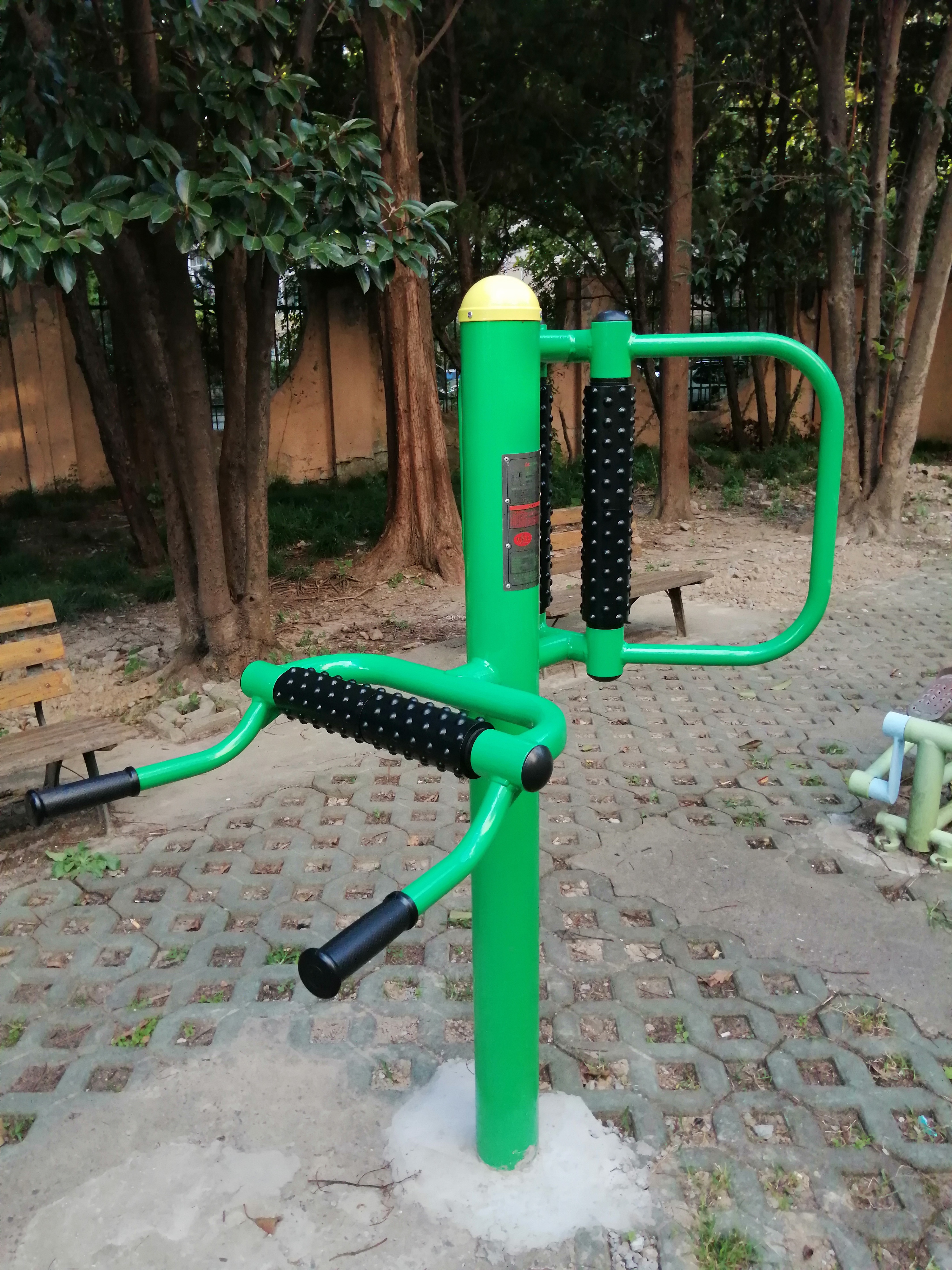 腰背按摩器 腰背按摩器