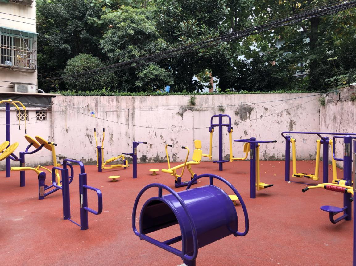 遼一居委健身點(diǎn)A