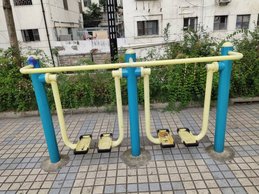 雙位太空漫步機(jī)