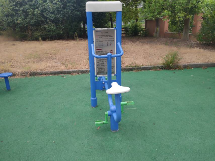 雙立柱健身車 雙立柱健身車