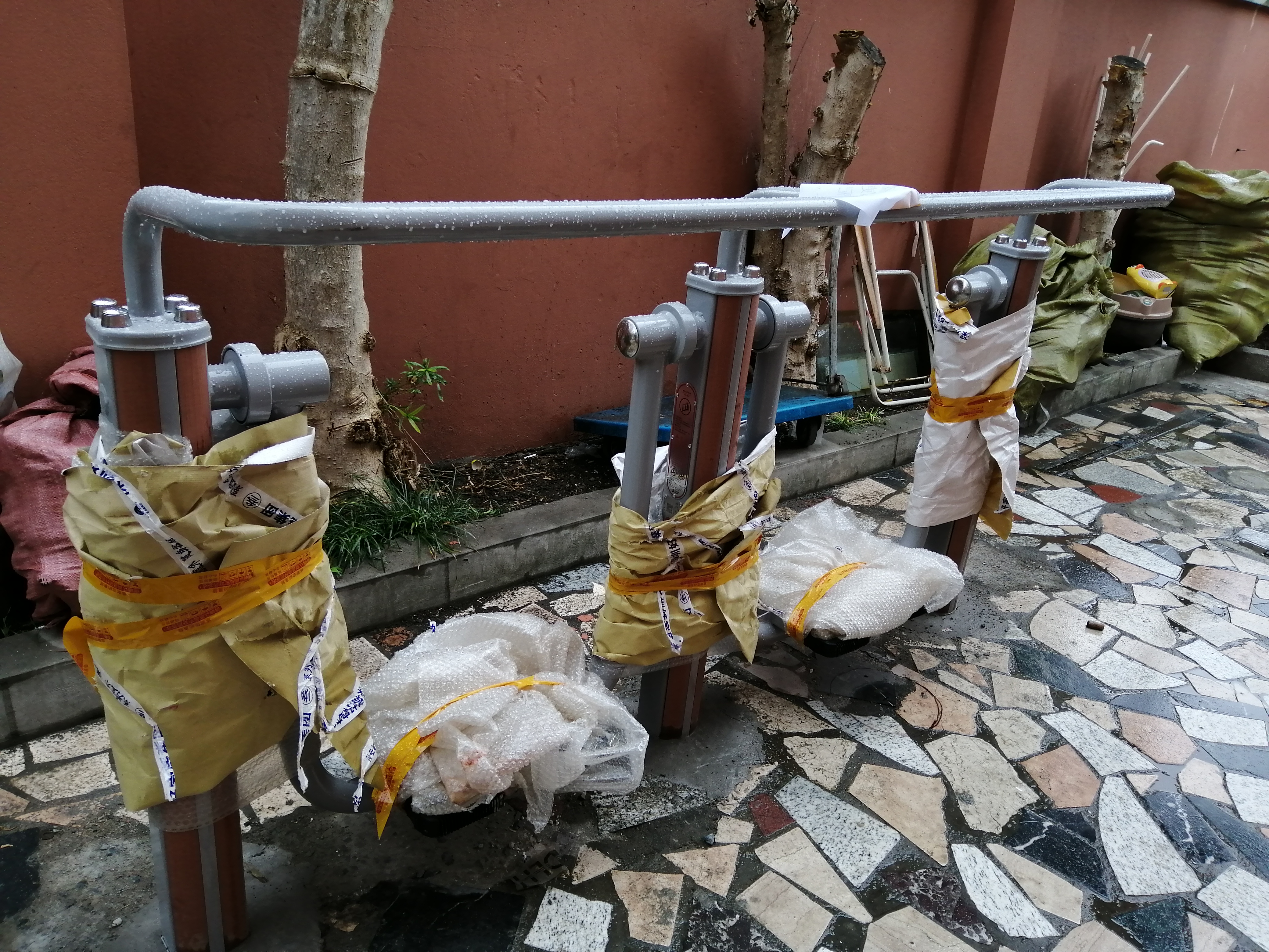 雙位太空漫步機