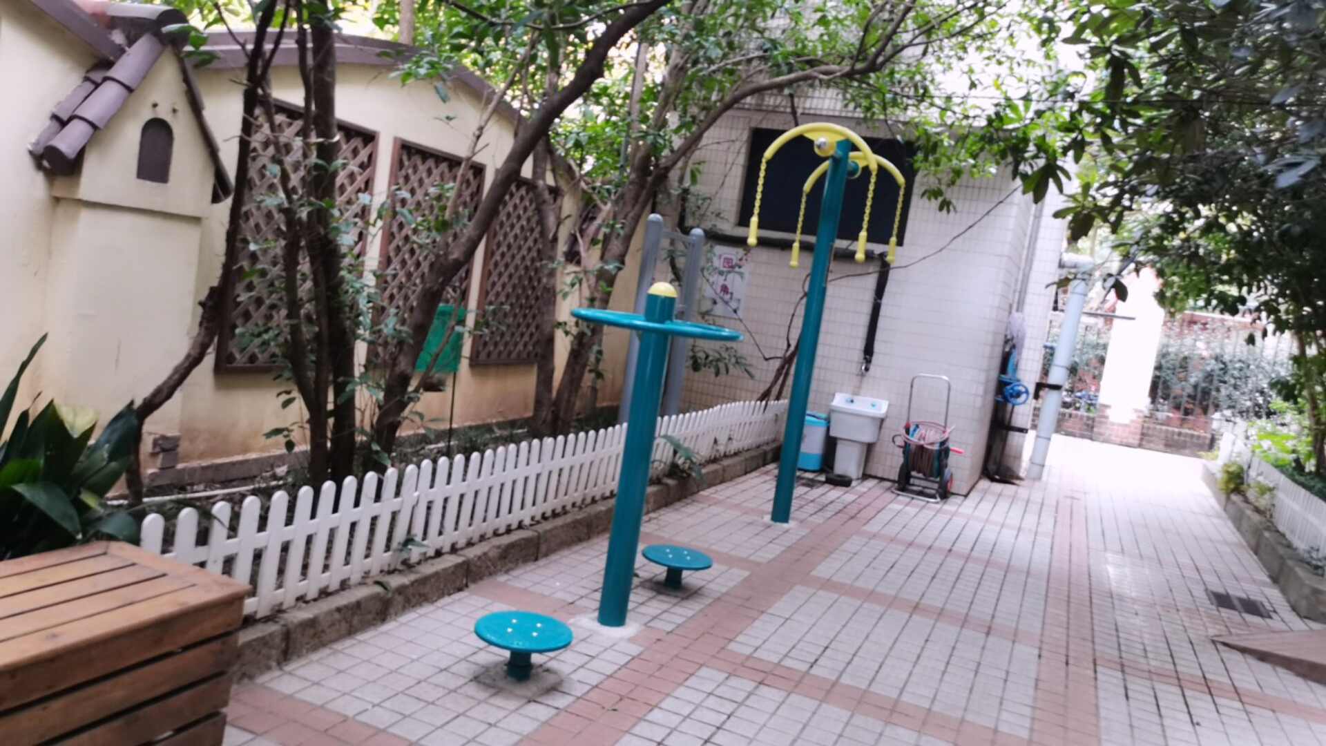 碧綠湖花園健身苑點