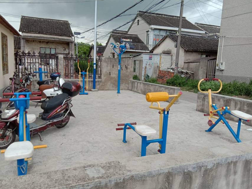 大石皮村木匠組健身點