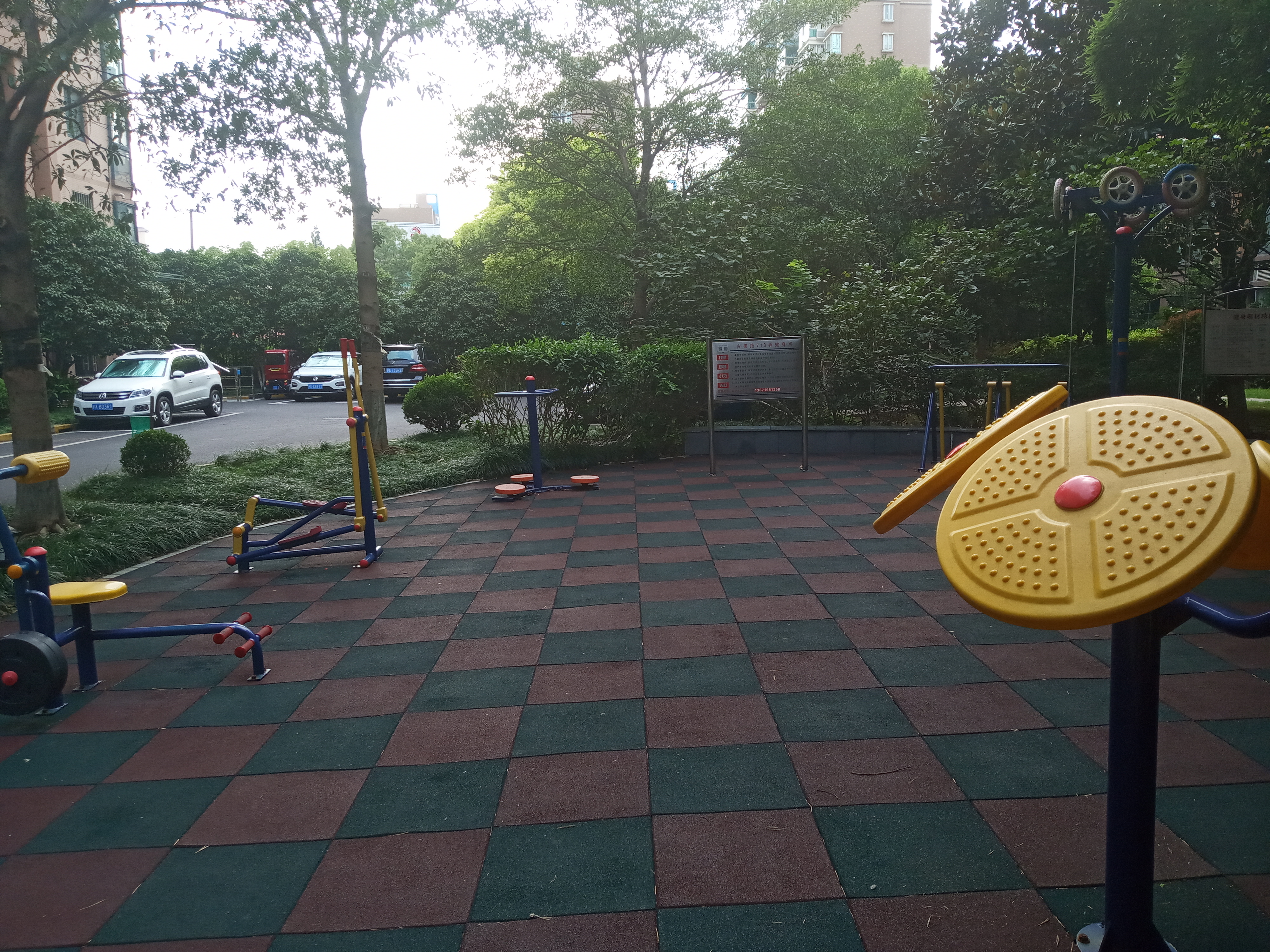 古美路718弄健身點