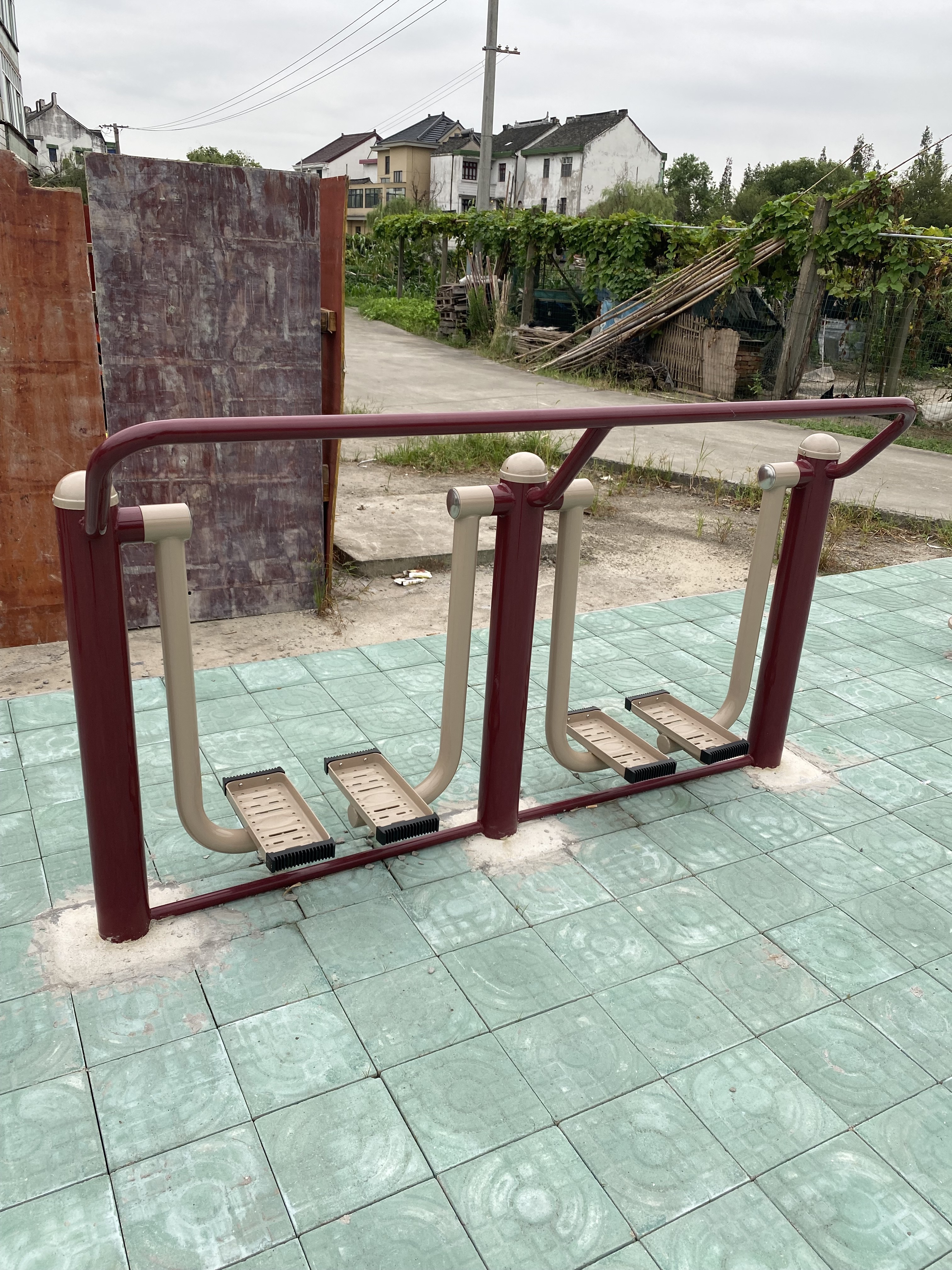 二位太空漫步機