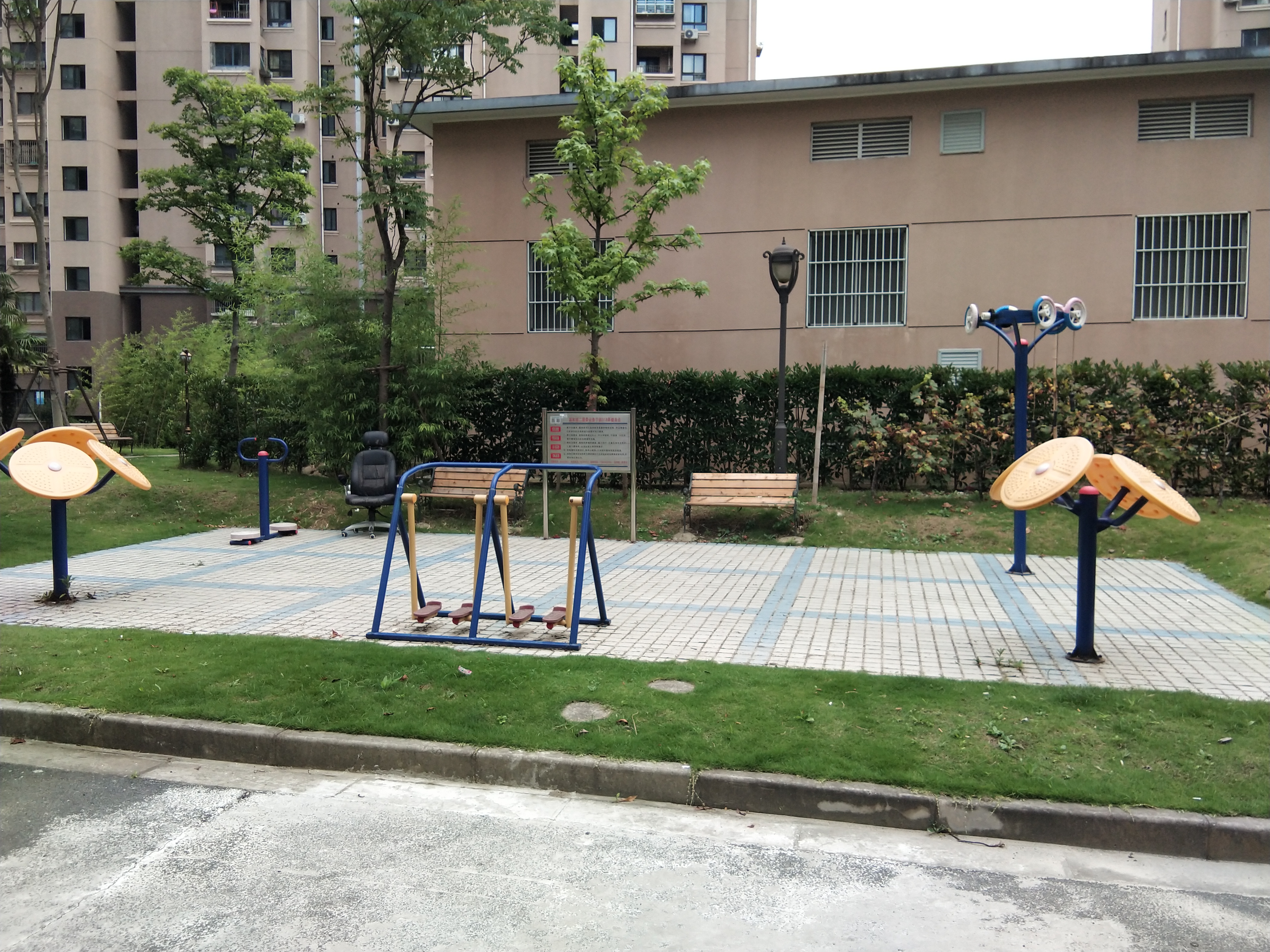 永康城四居健身點(diǎn)