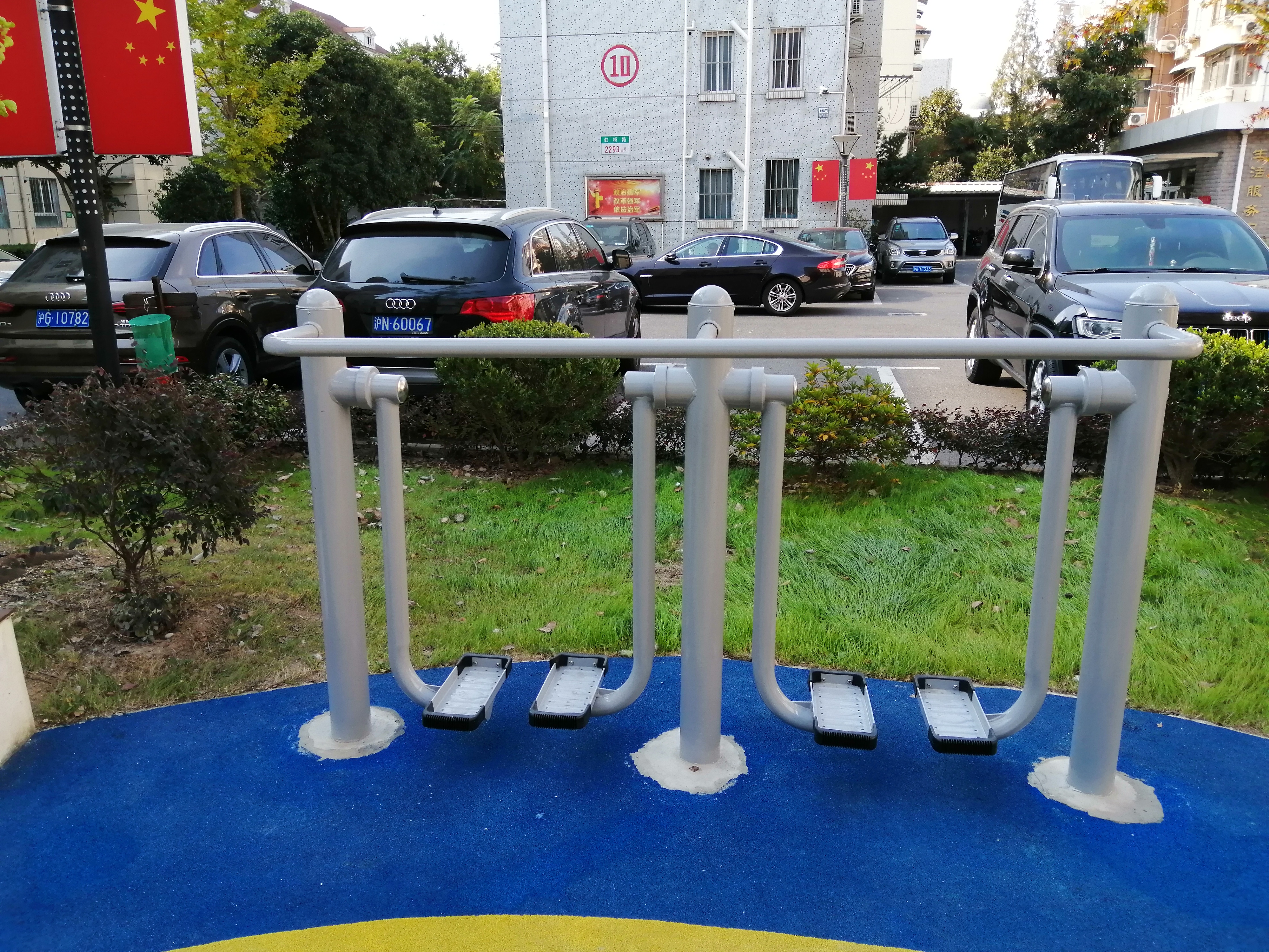 二位智能太空漫步機