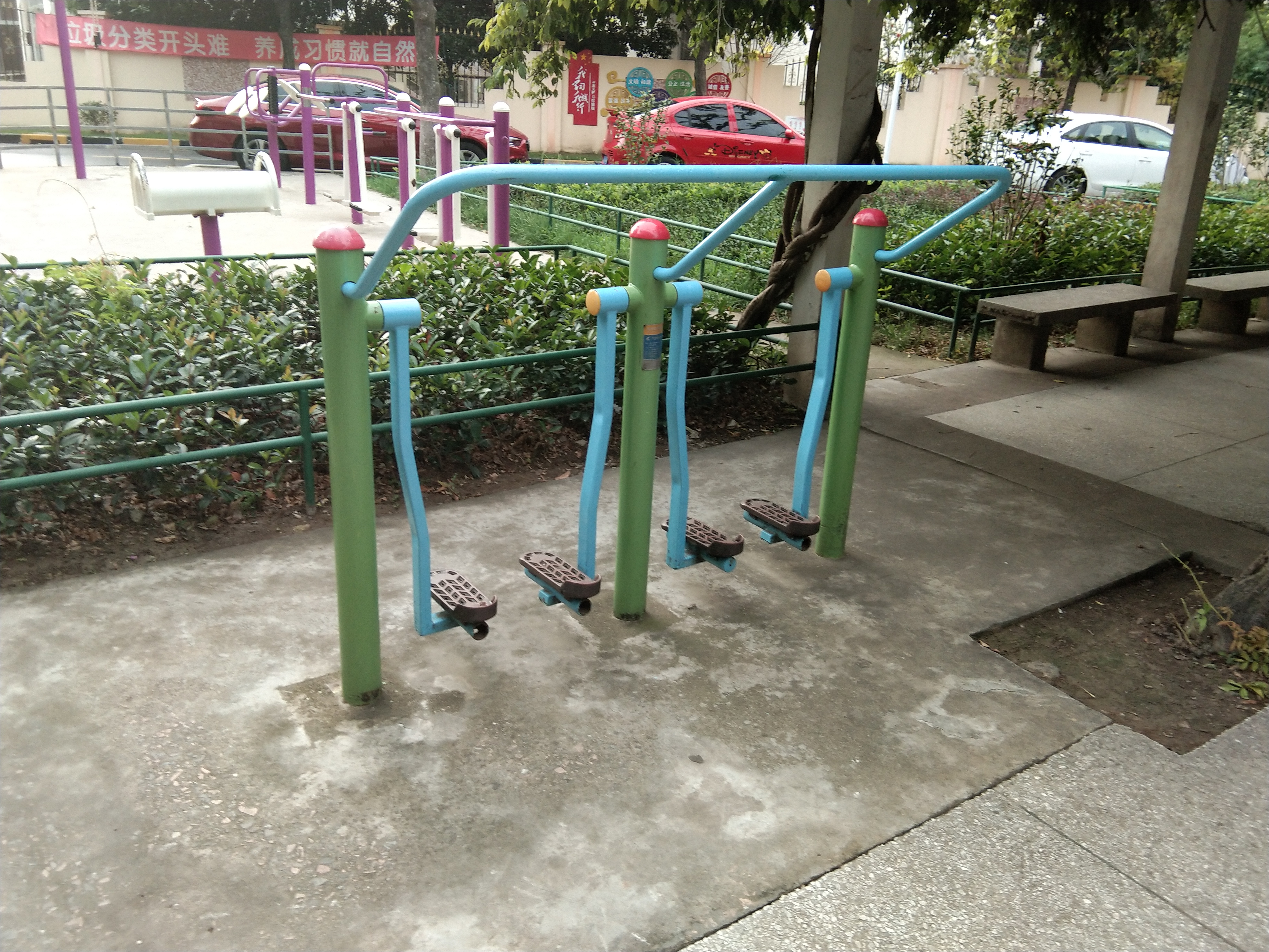 太空漫步器 太空漫步器