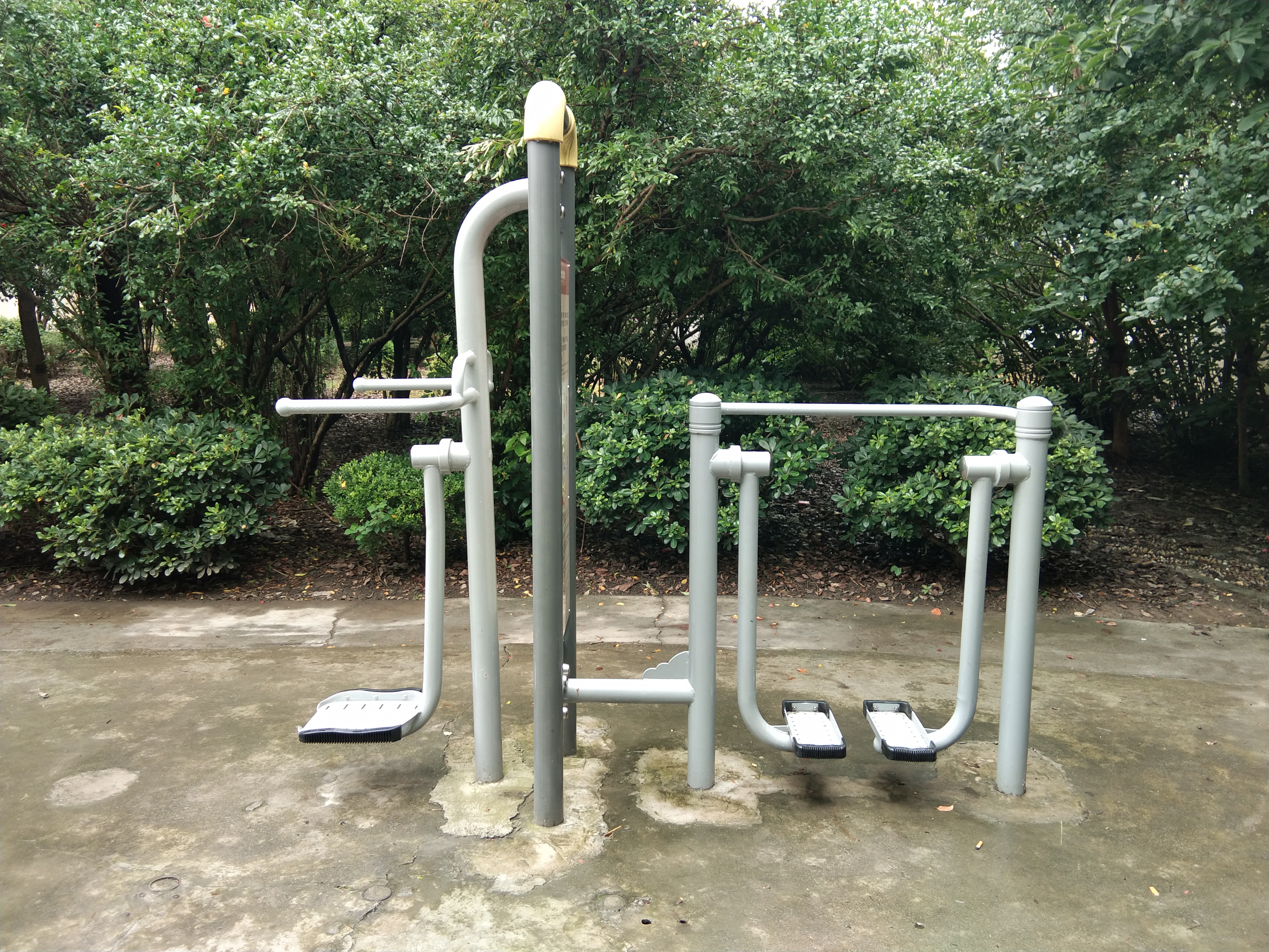 雙位太空漫步機(jī)