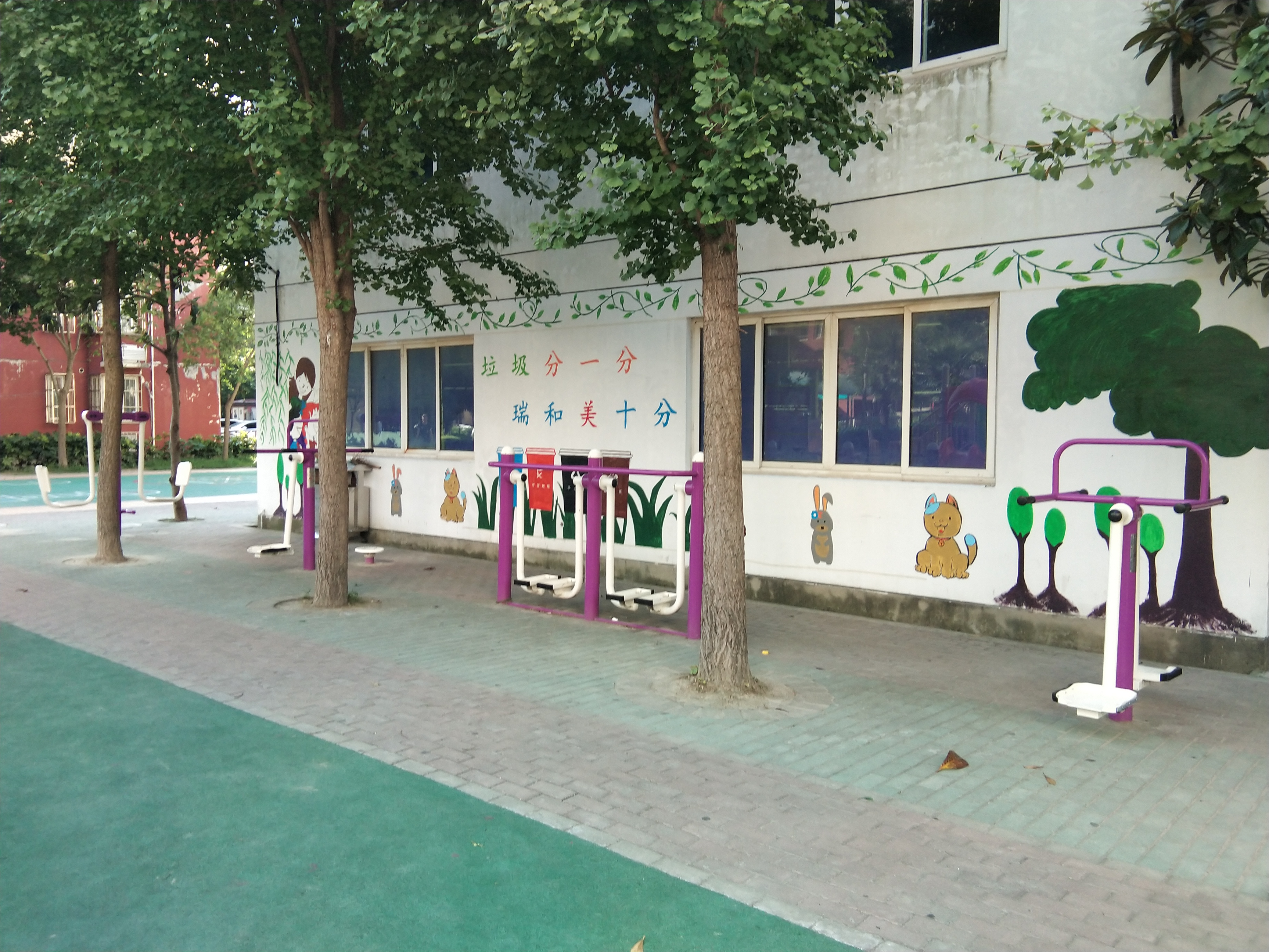 閔行區(qū)浦江鎮(zhèn)瑞和新苑60弄健身點(diǎn)