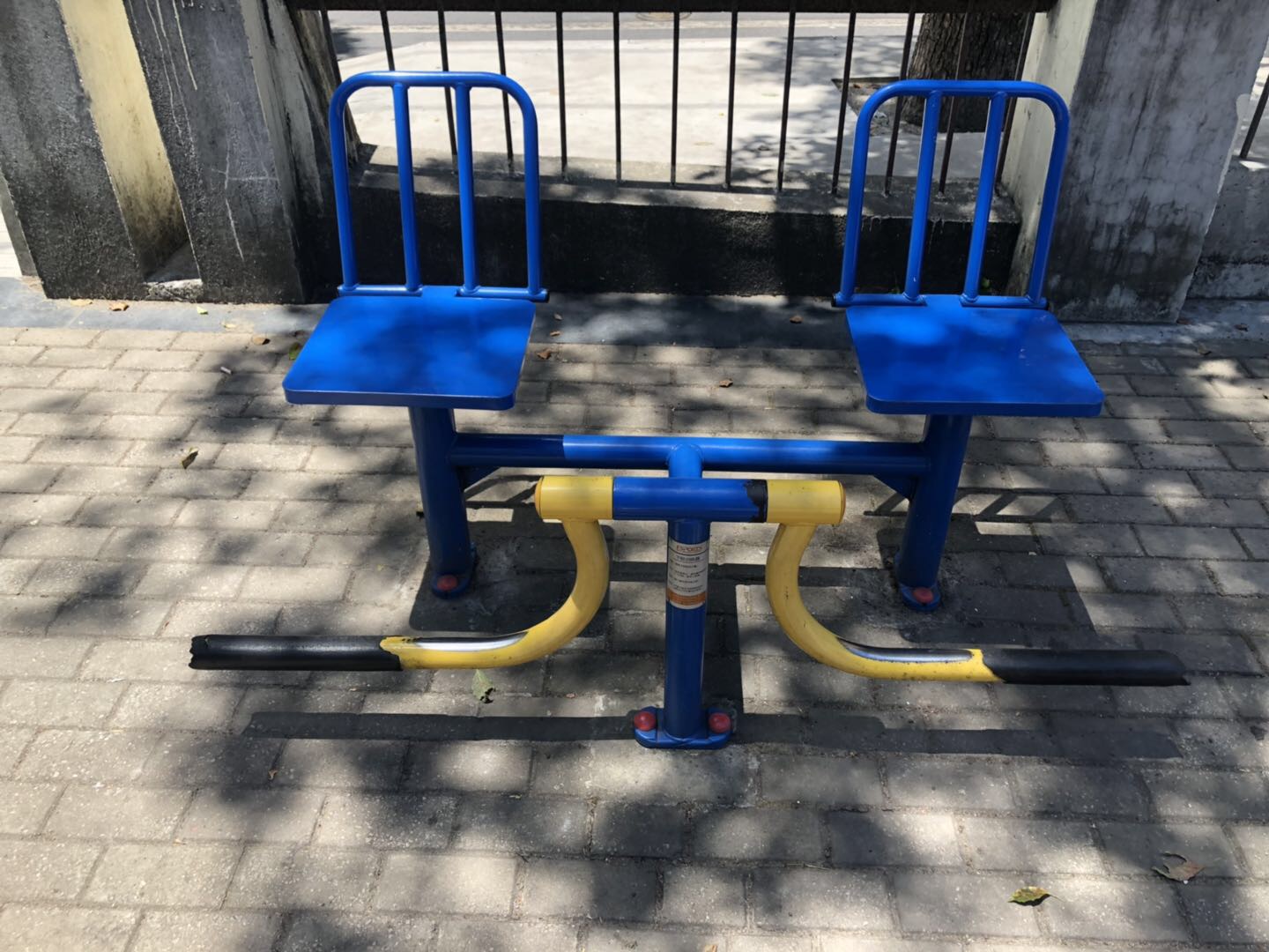 下肢訓練器 下肢訓練器