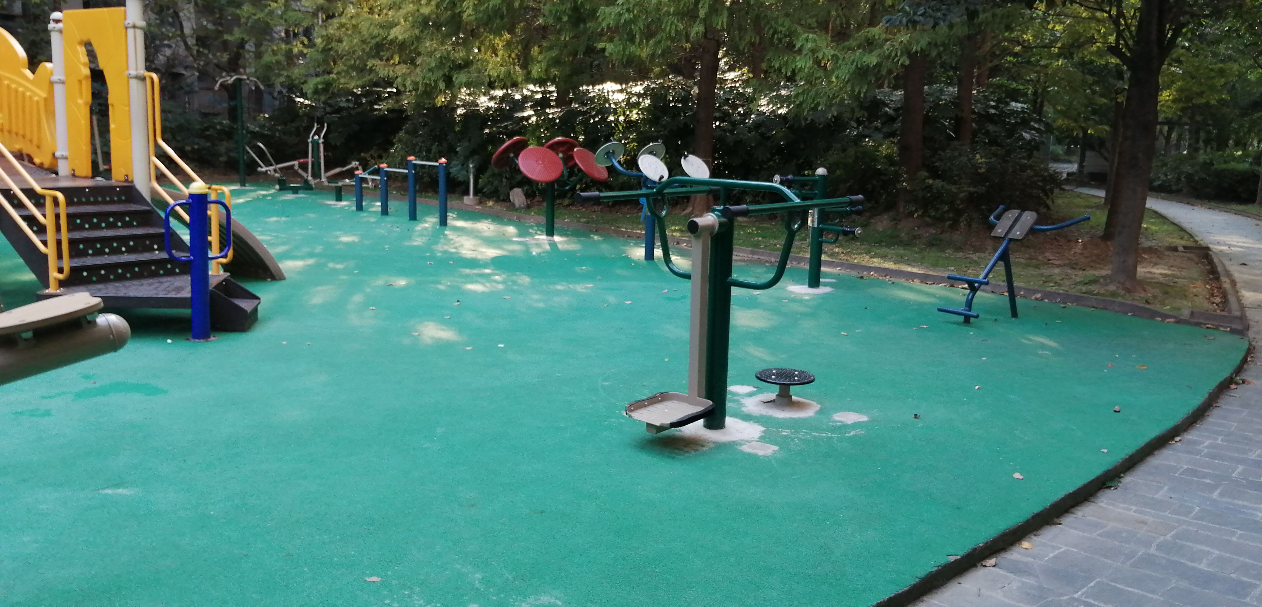 靜安區臨汾路街道汾西路87弄居委健身點（臨汾路80弄）