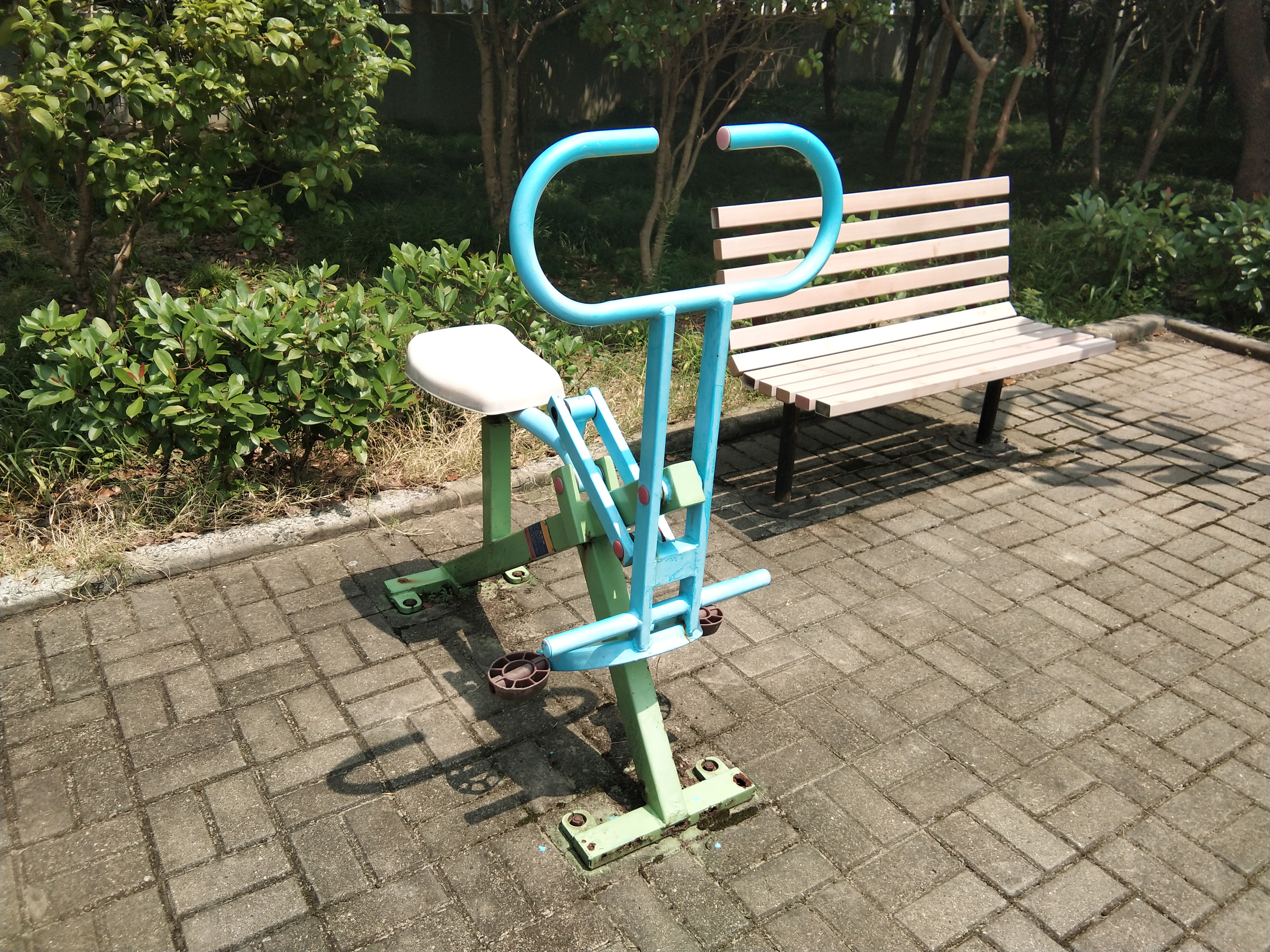 健騎機(jī) 健騎機(jī)