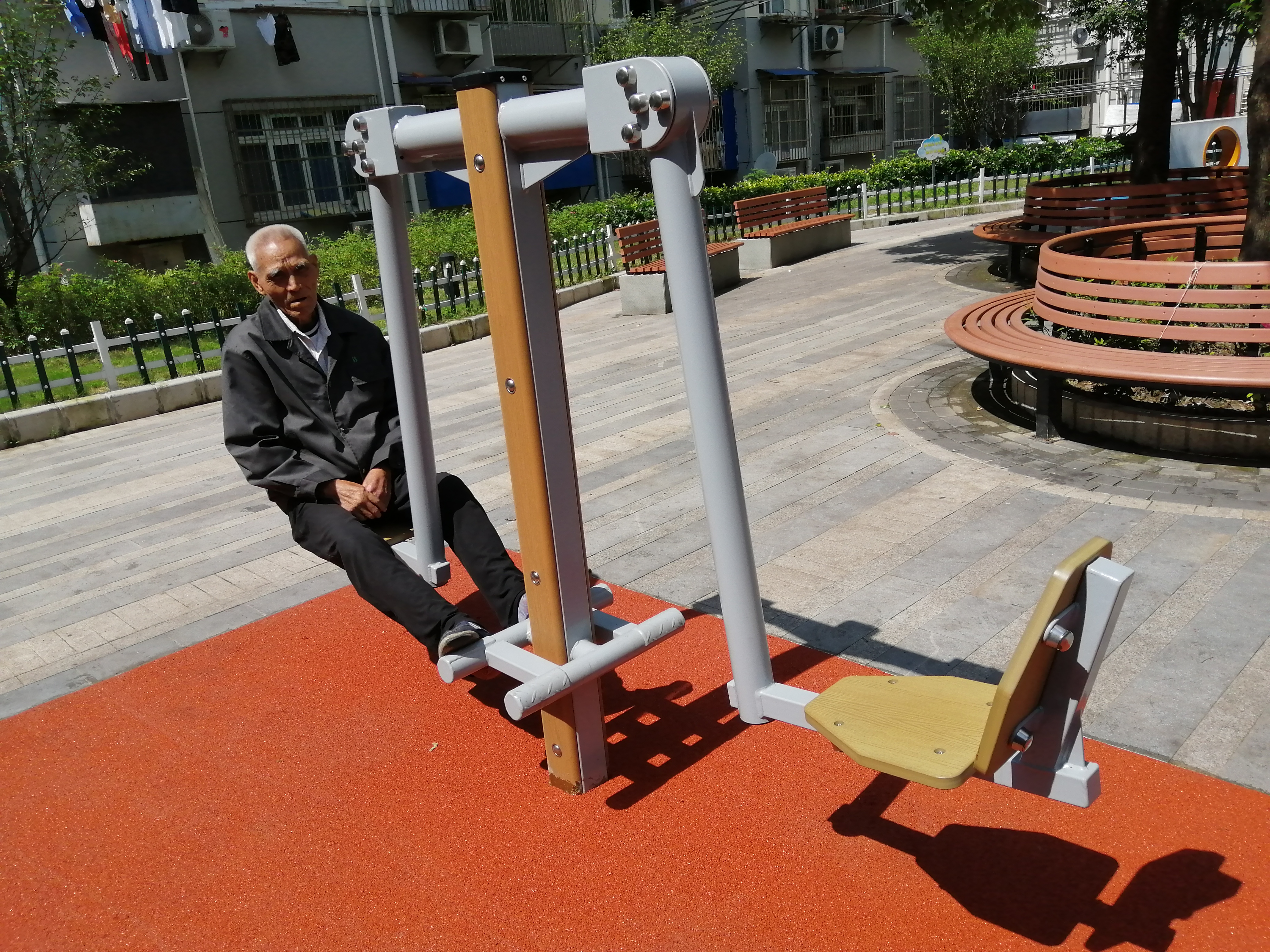 蹬力訓練器 蹬力訓練器