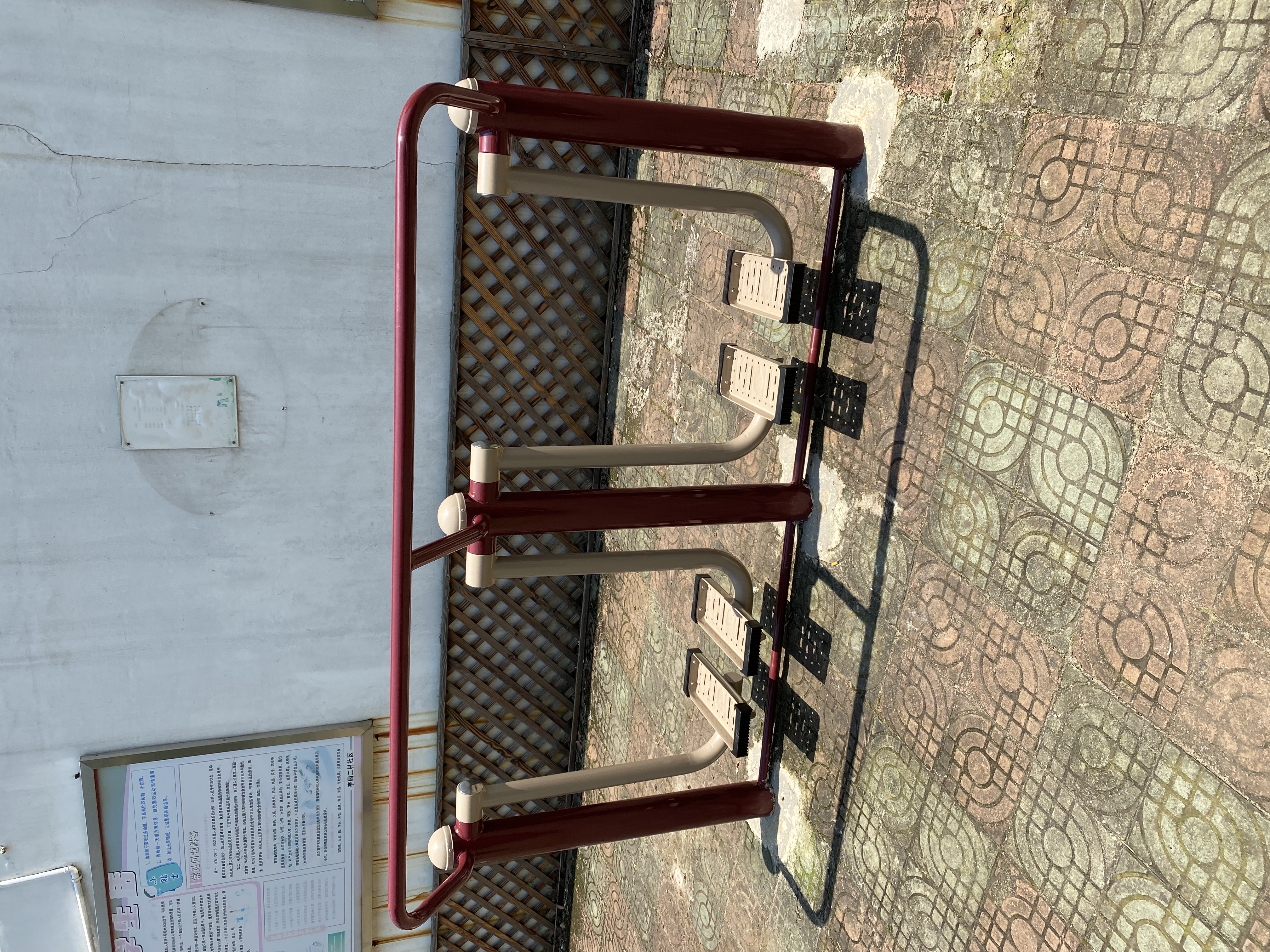 二位太空漫步機