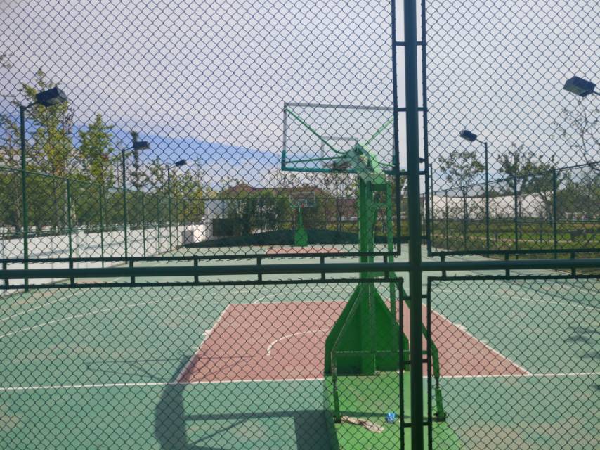 趙家村聯友路籃球場