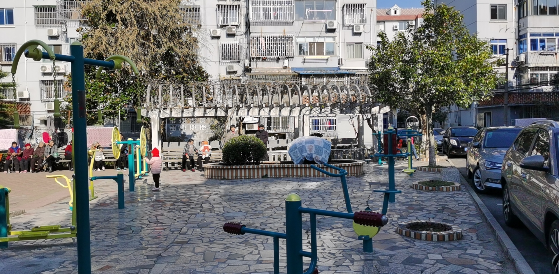 曙光南橋小區健身點