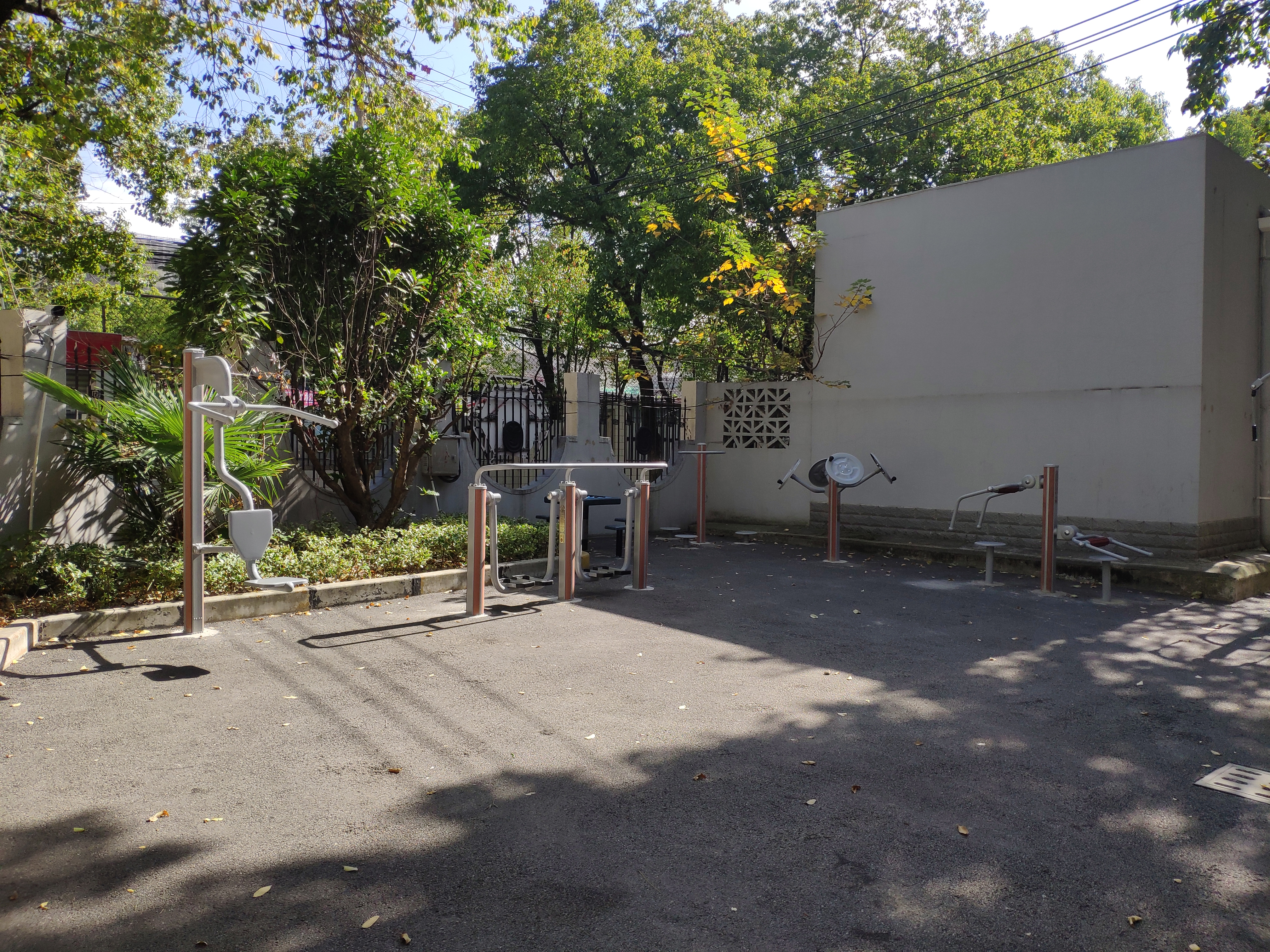 靜安區大寧路街道上工新村居委健身點（廣延路350弄5號）