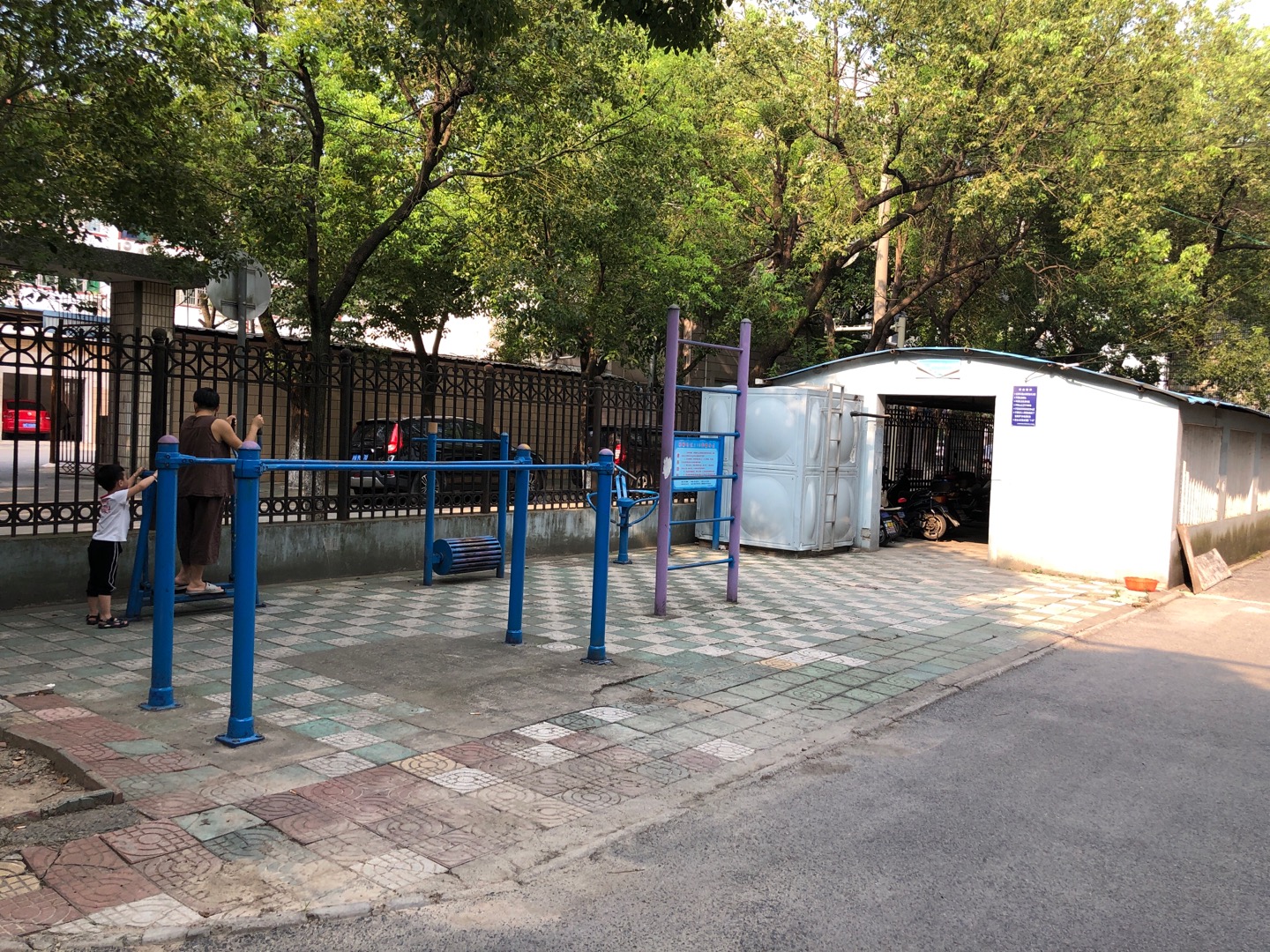 楊柳社區吳楊路210弄健身點