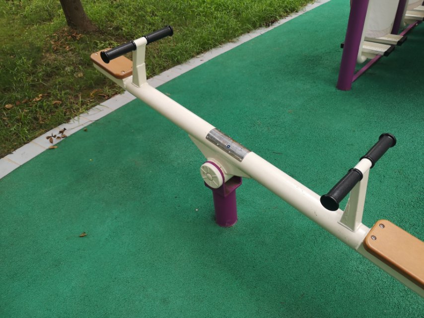 兒童蹺蹺板 兒童蹺蹺板