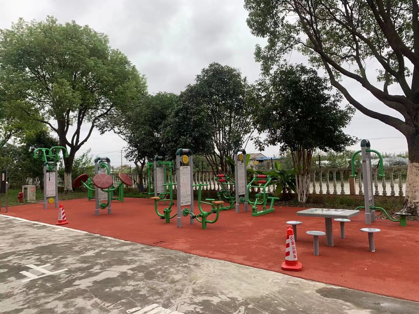 頭橋集團(tuán)維豐頤養(yǎng)院市民益智健身苑點(diǎn)