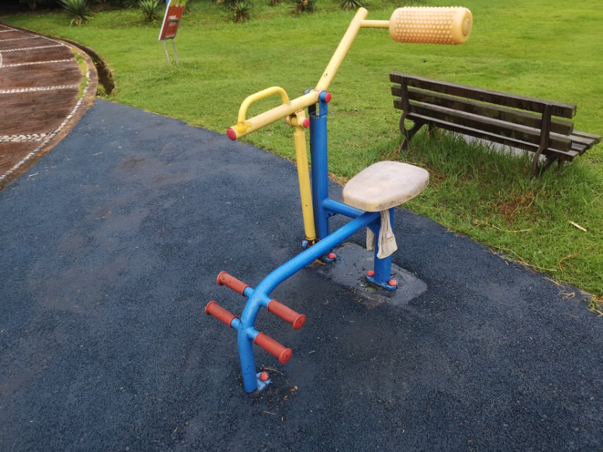 腹背鍛煉器 腹背鍛煉器