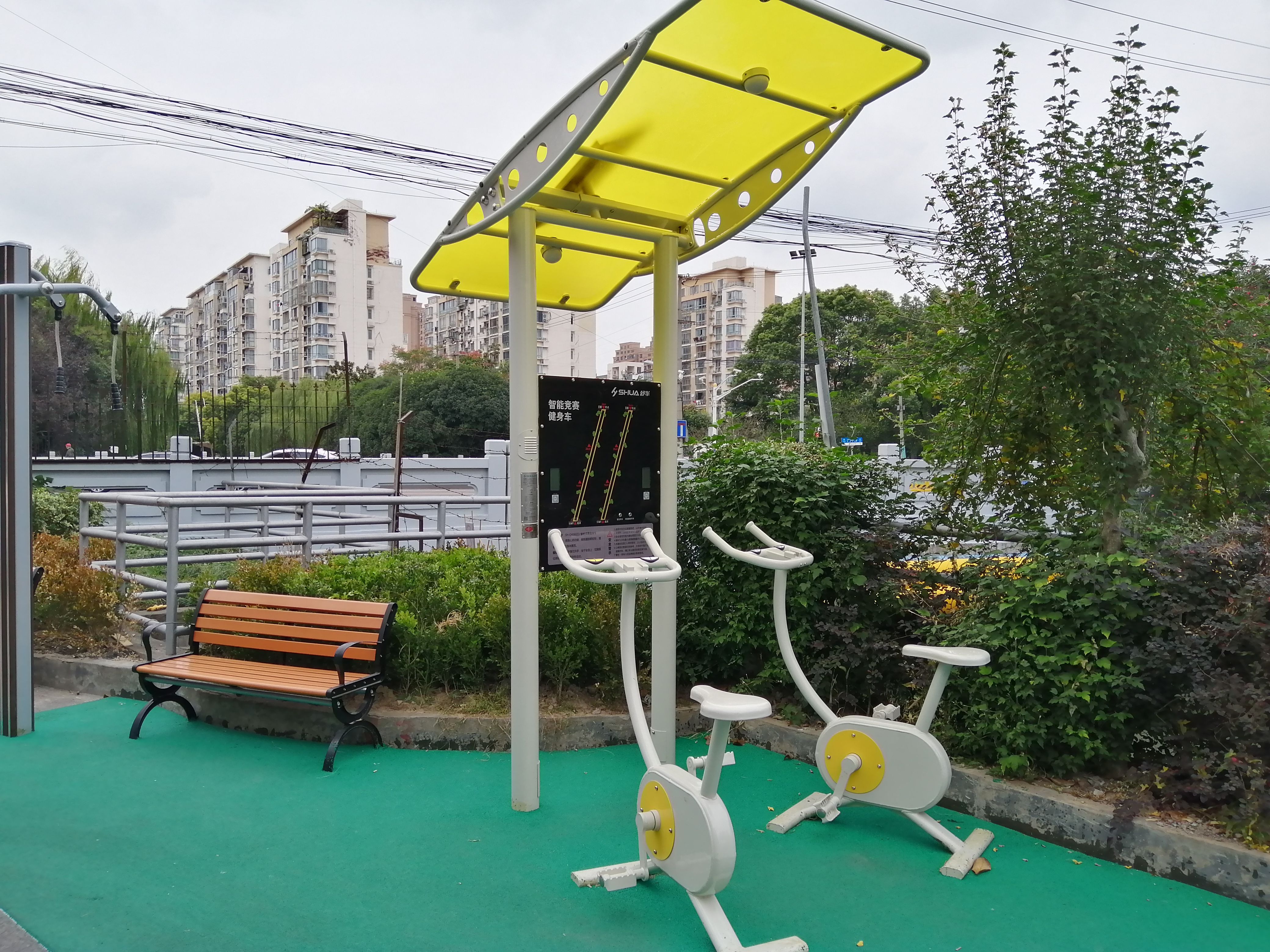 智能競賽健身車